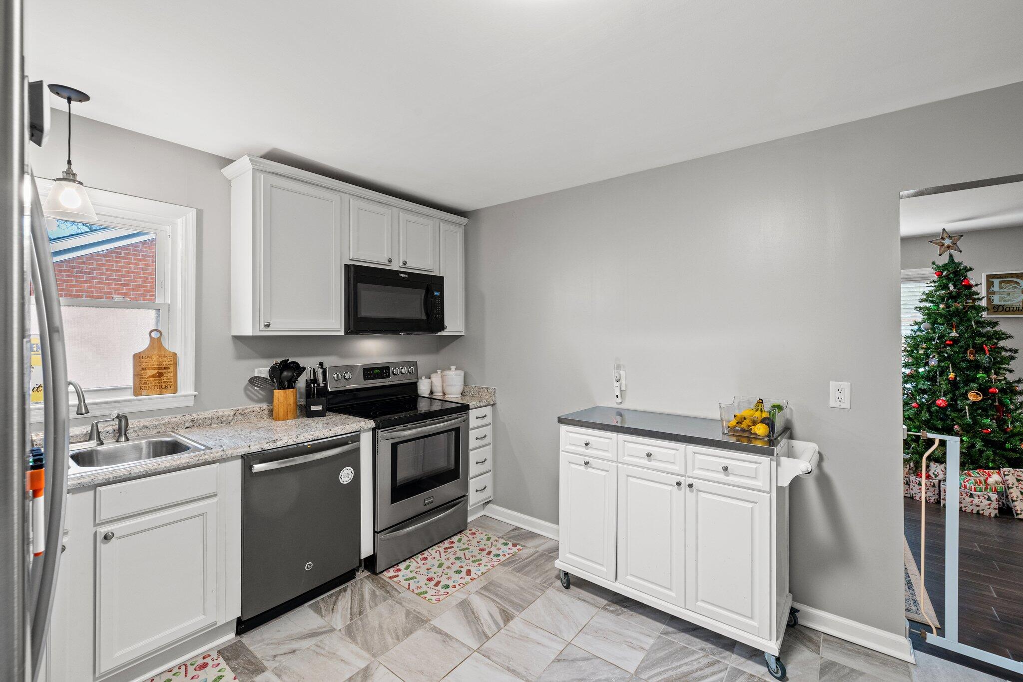 612 Parkside Drive Drive