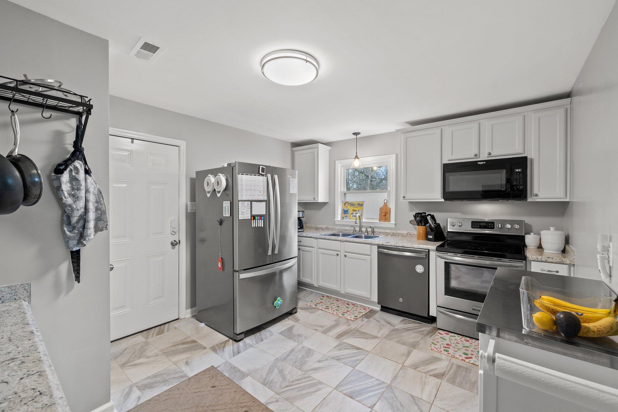 612 Parkside Drive Drive