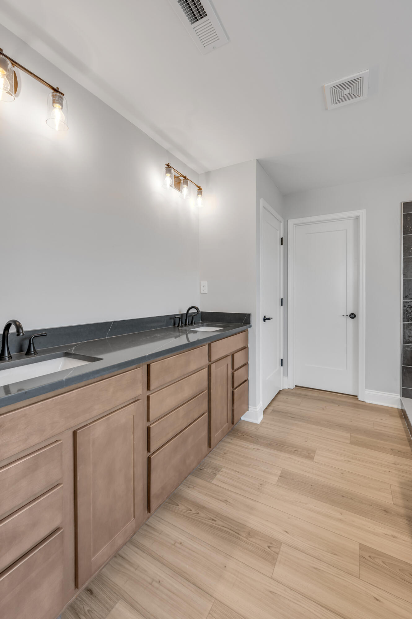 108 Carolina Ash Point