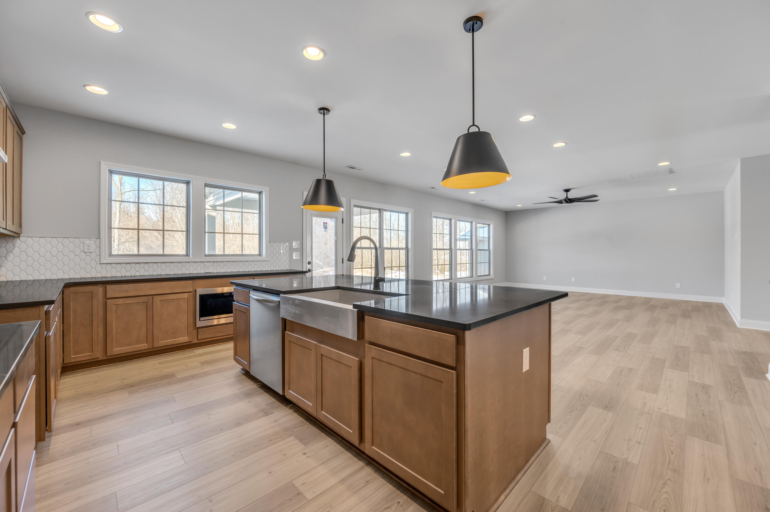 108 Carolina Ash Point