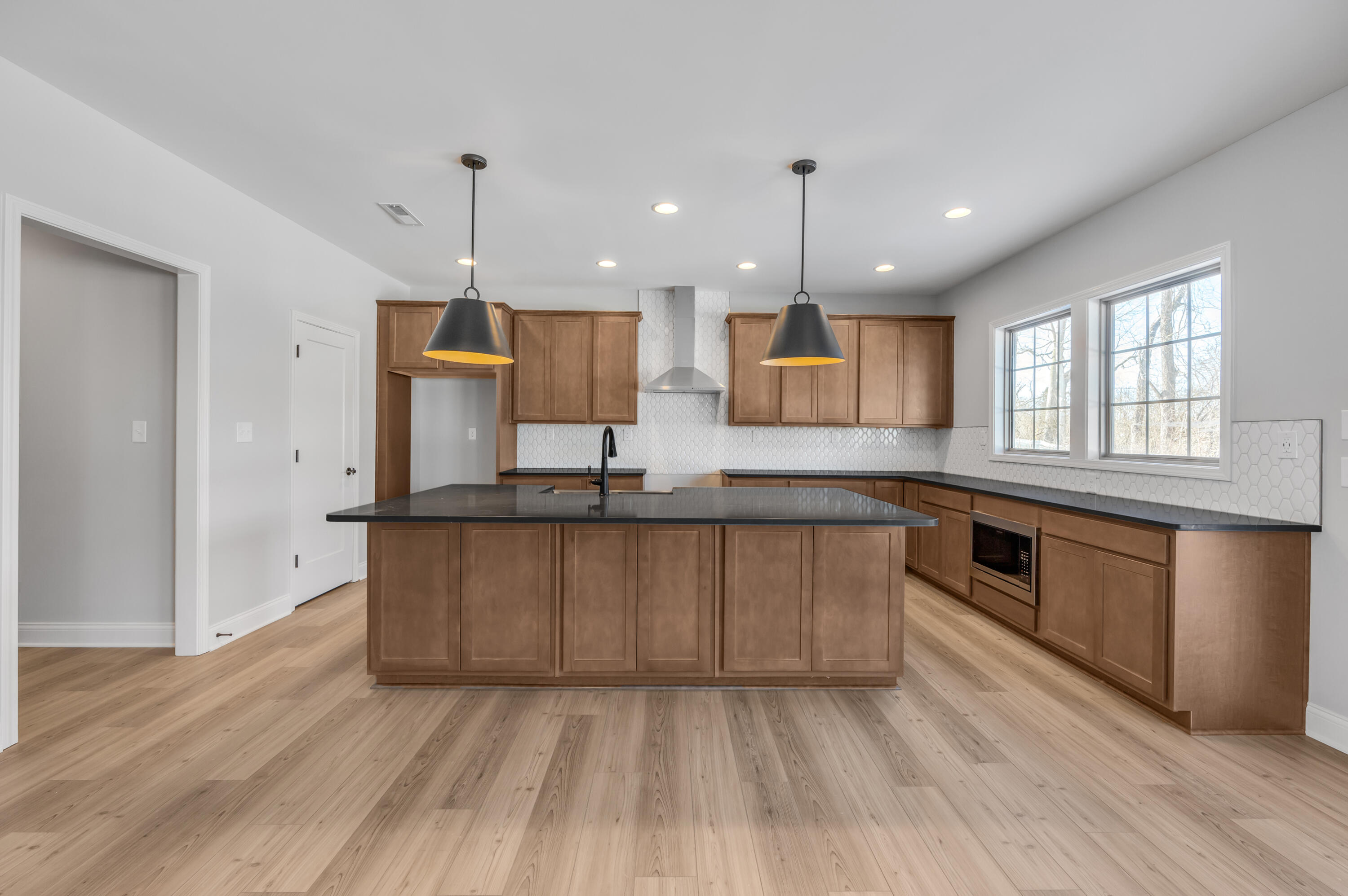 108 Carolina Ash Point