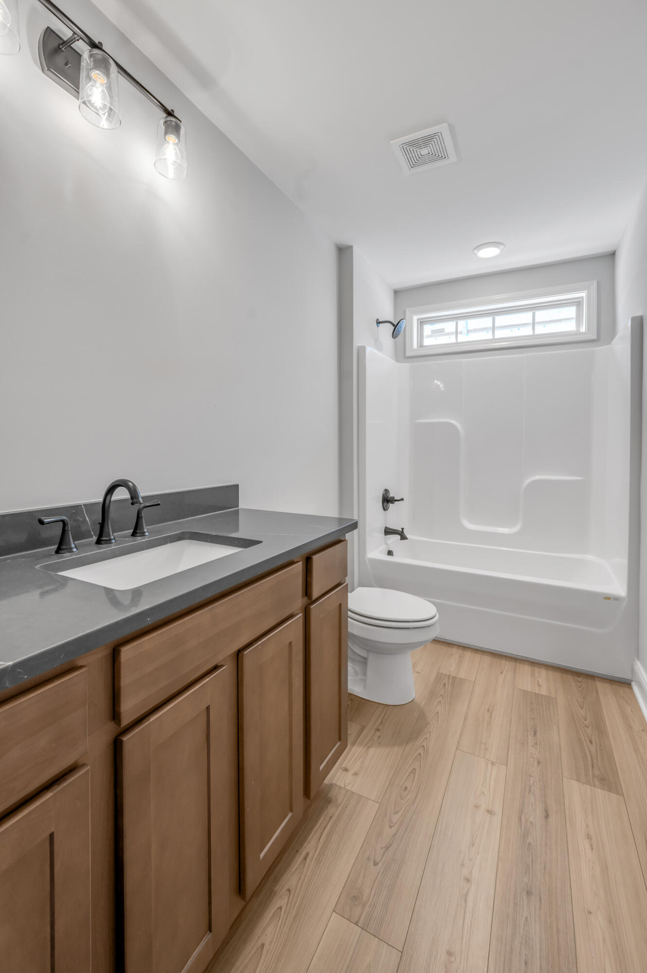 108 Carolina Ash Point