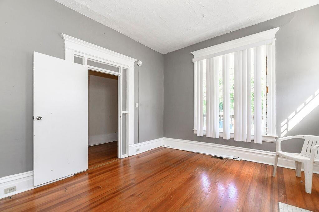 348 Woodland Avenue Unit: 1