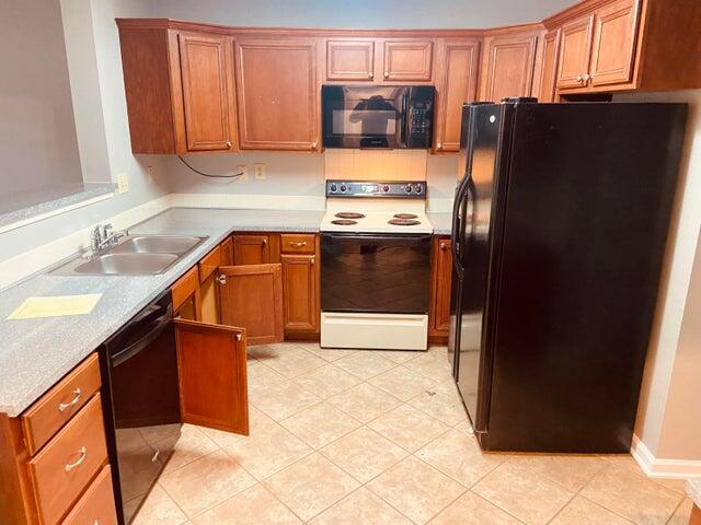 3820 Scarlet Oak Lane