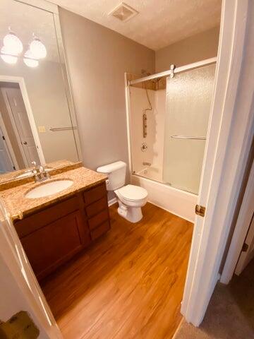 3820 Scarlet Oak Lane