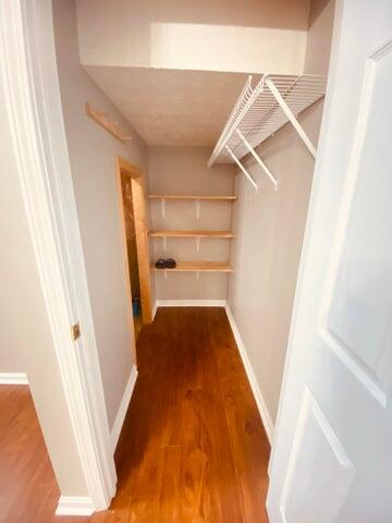 3820 Scarlet Oak Lane