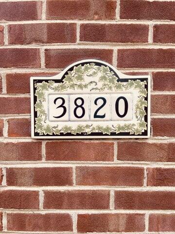 3820 Scarlet Oak Lane