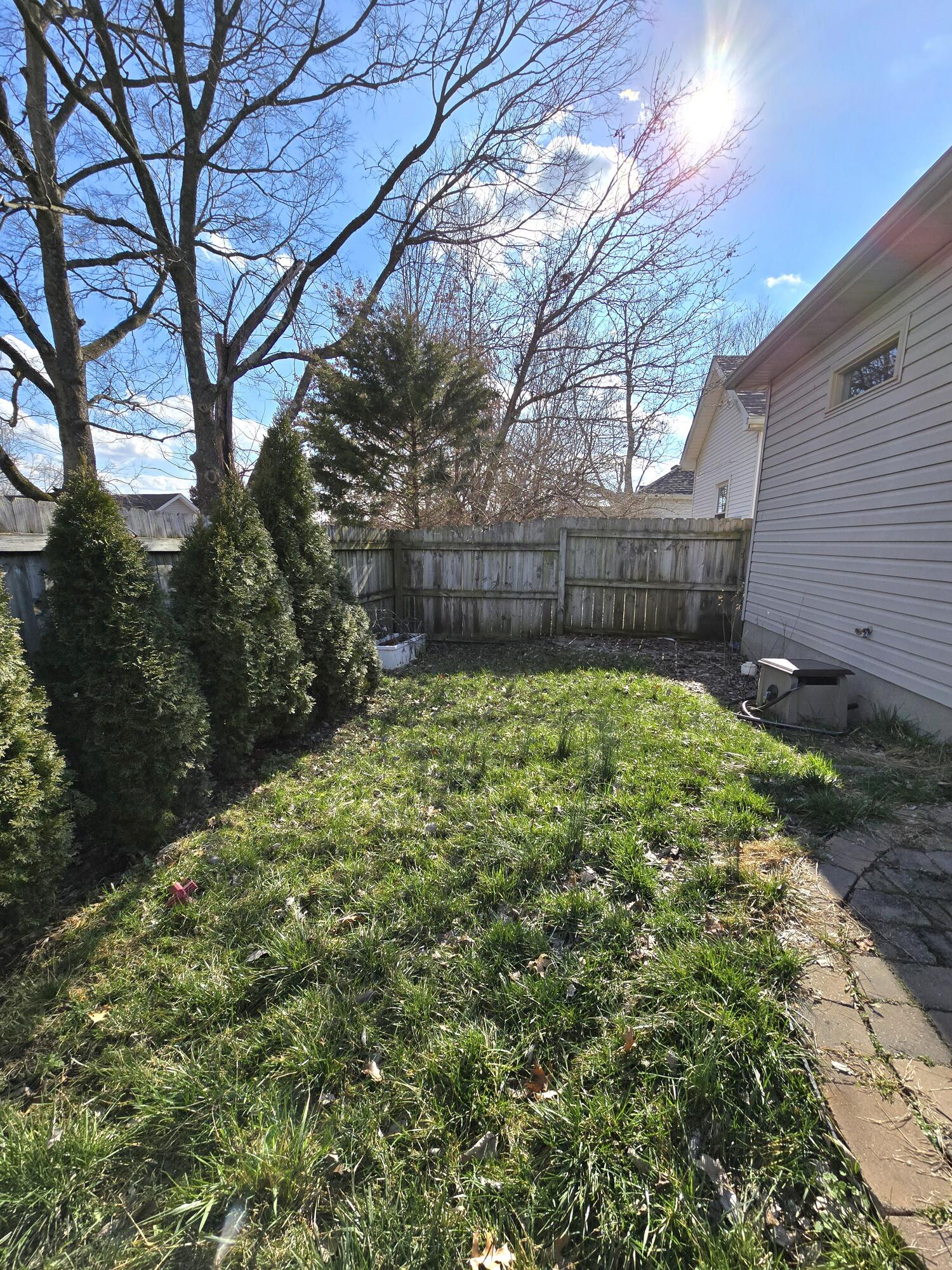 3784 Old Tates Creek Pike