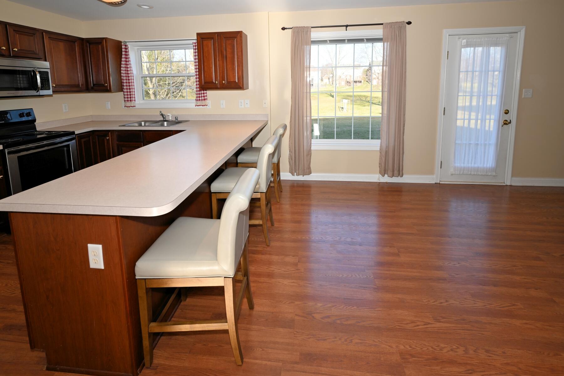 106 Raes Creek Court