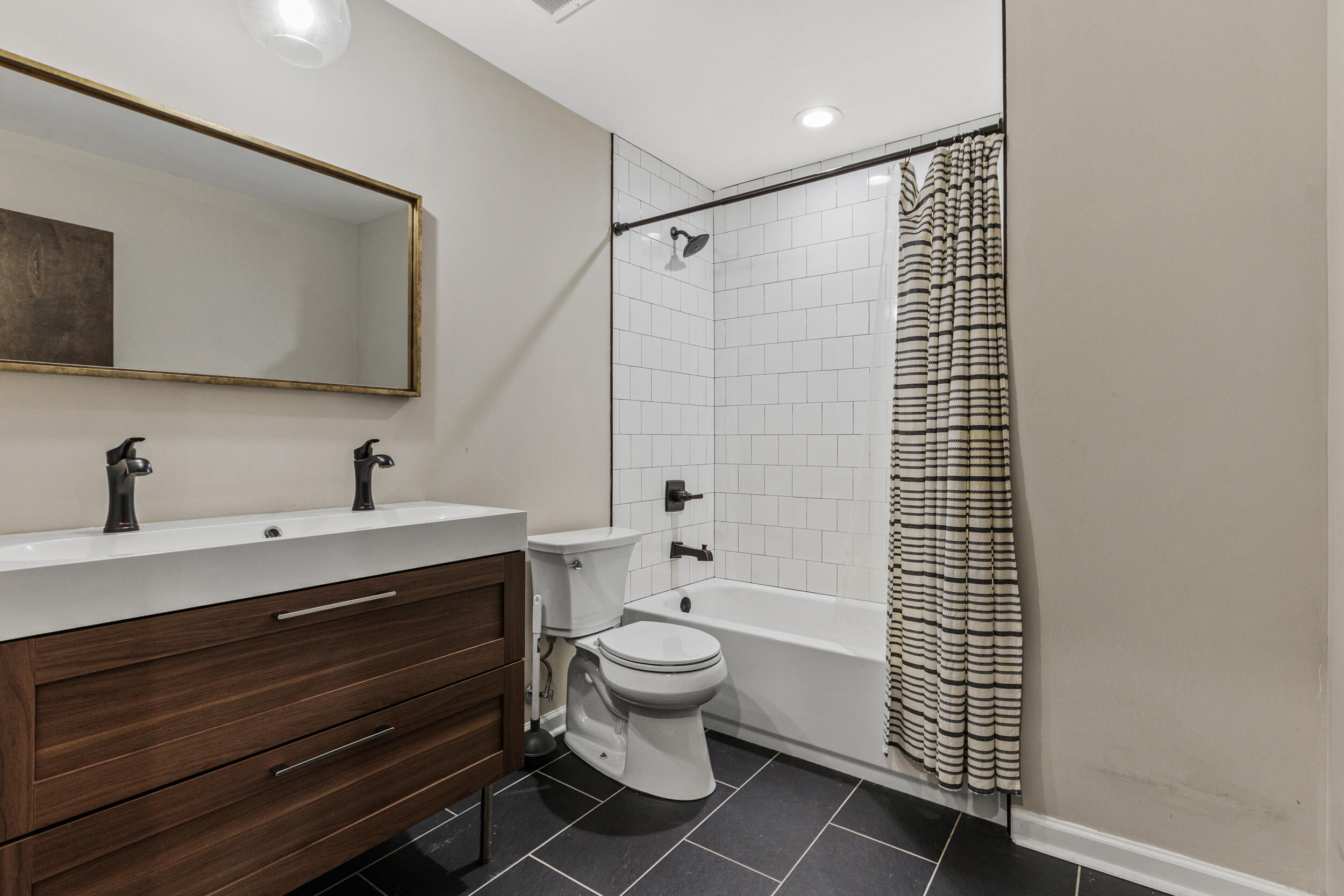 500 Laketower Drive Unit: 89, Lexington KY, 40502