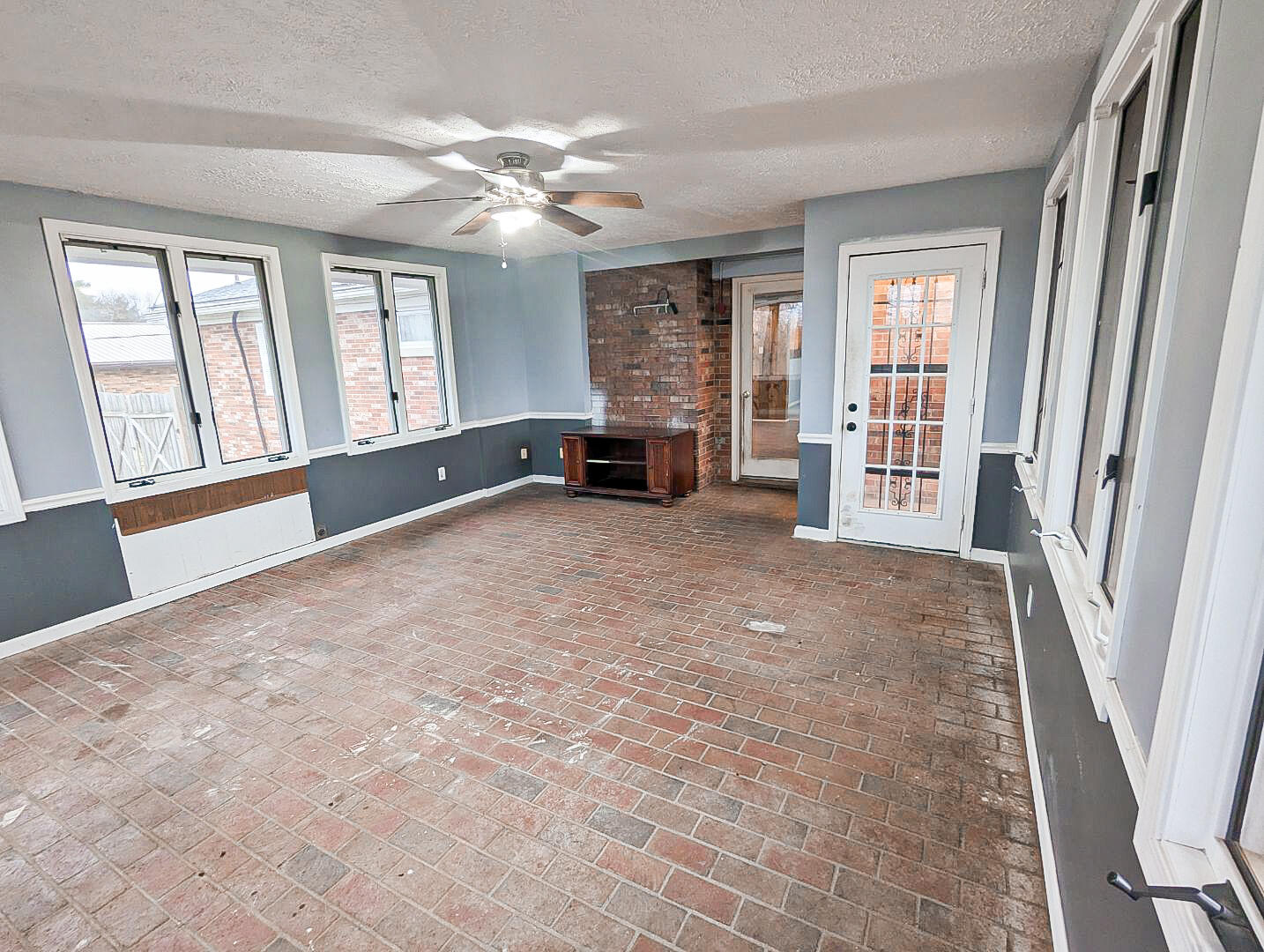 115 Pleasant Ridge Drive