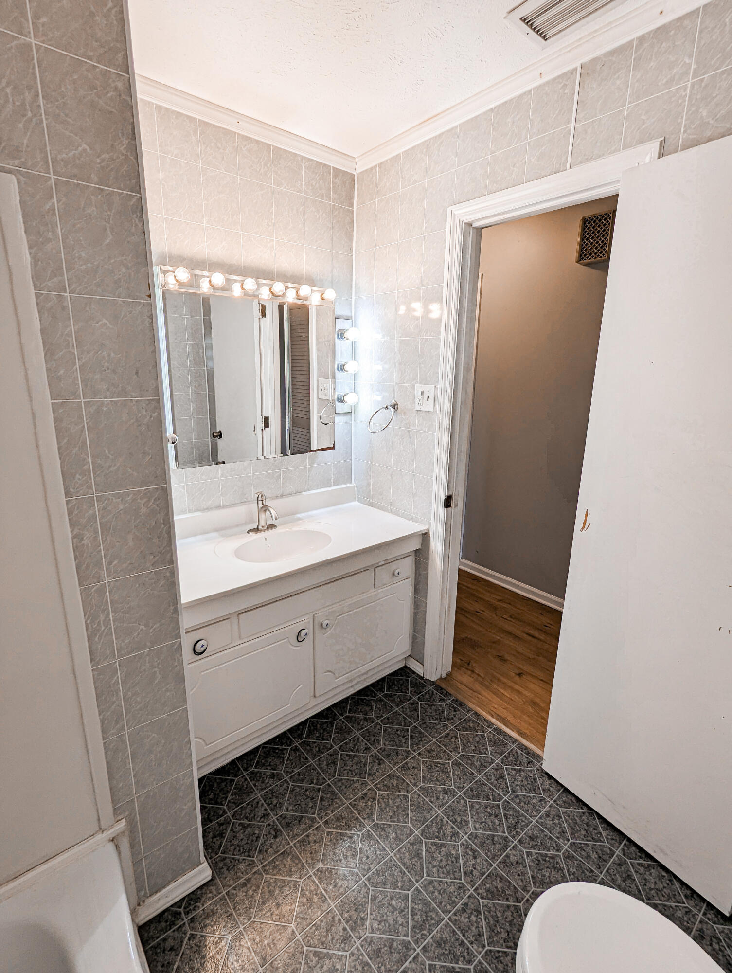 115 Pleasant Ridge Drive