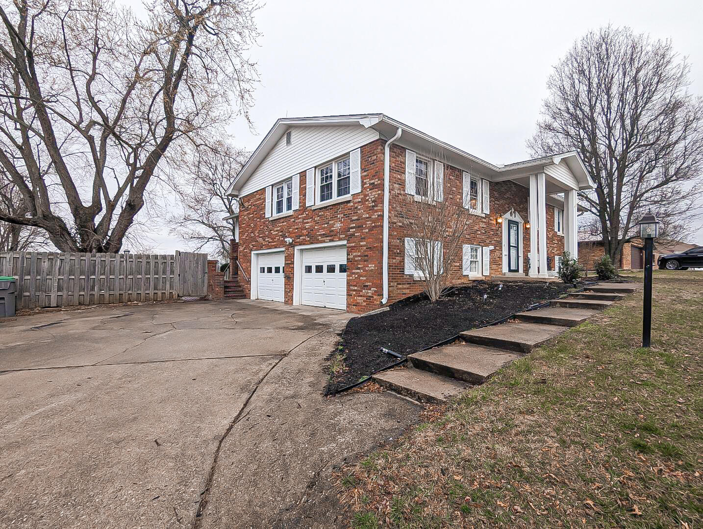 115 Pleasant Ridge Drive