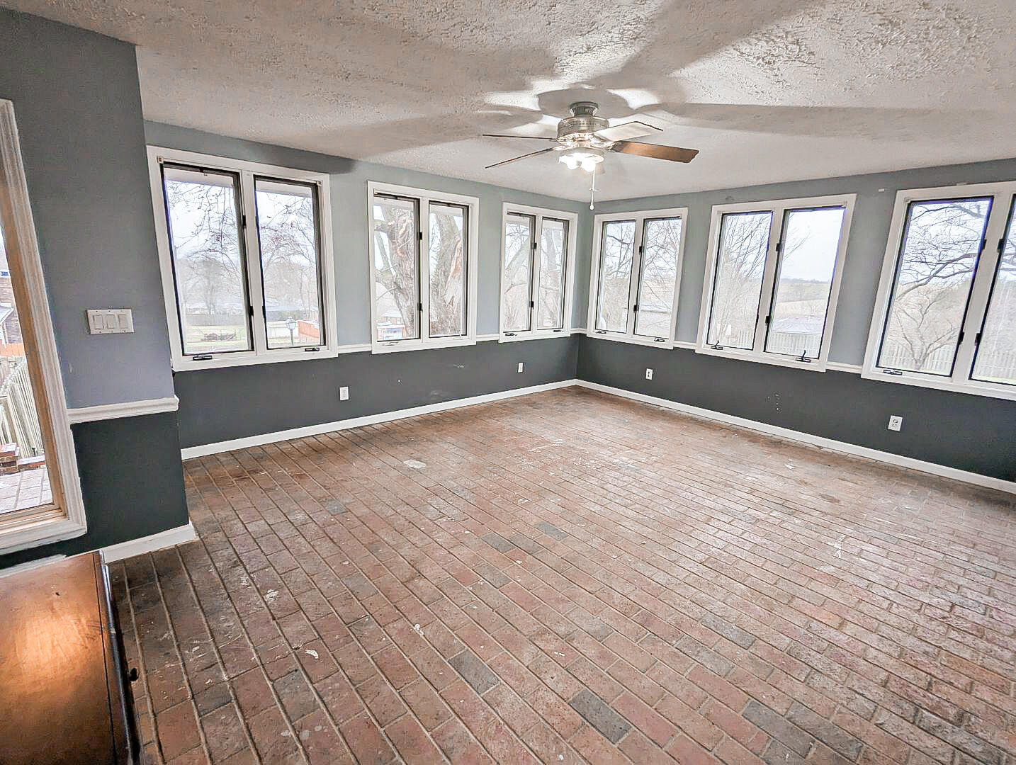 115 Pleasant Ridge Drive