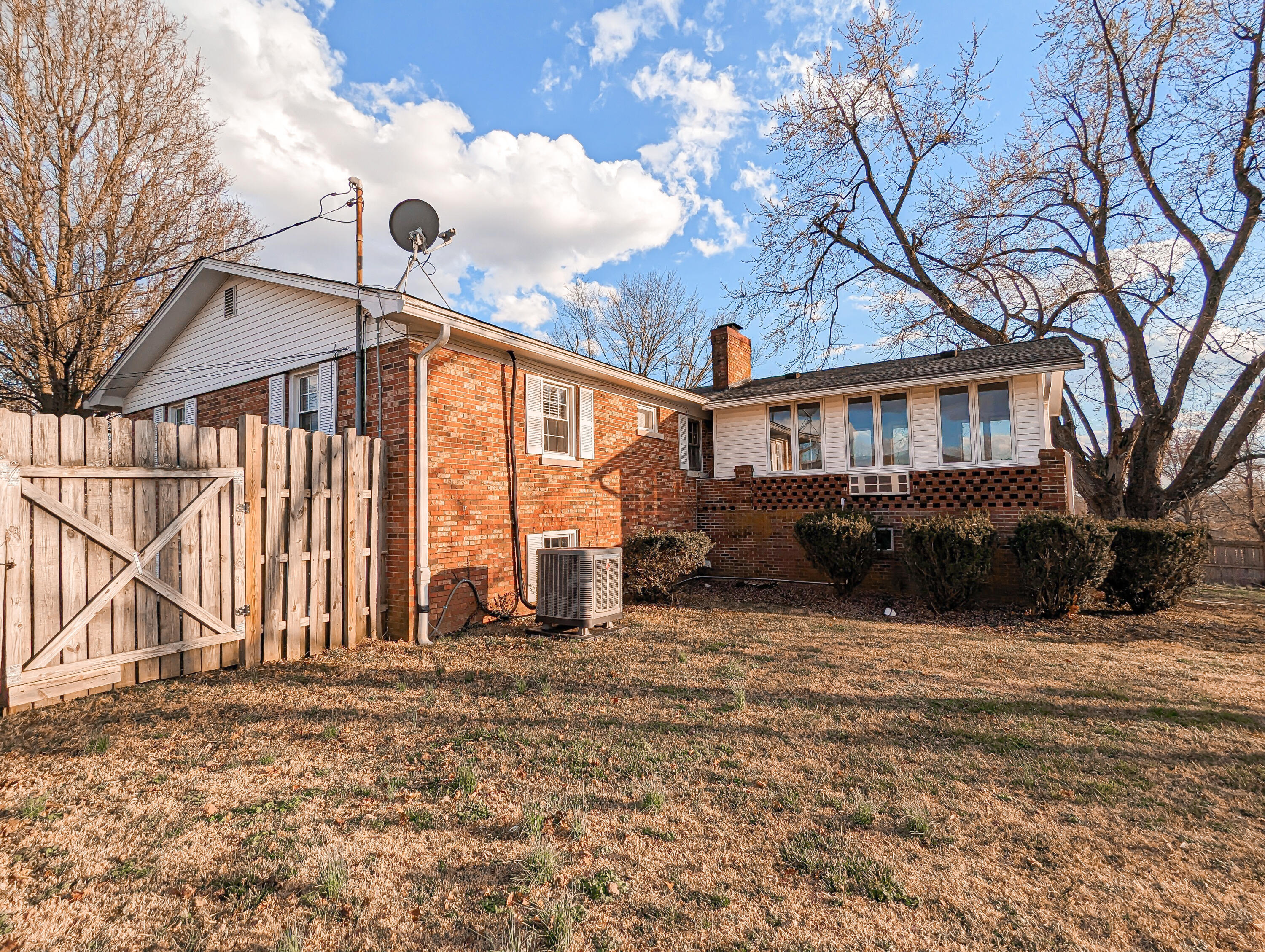 115 Pleasant Ridge Drive