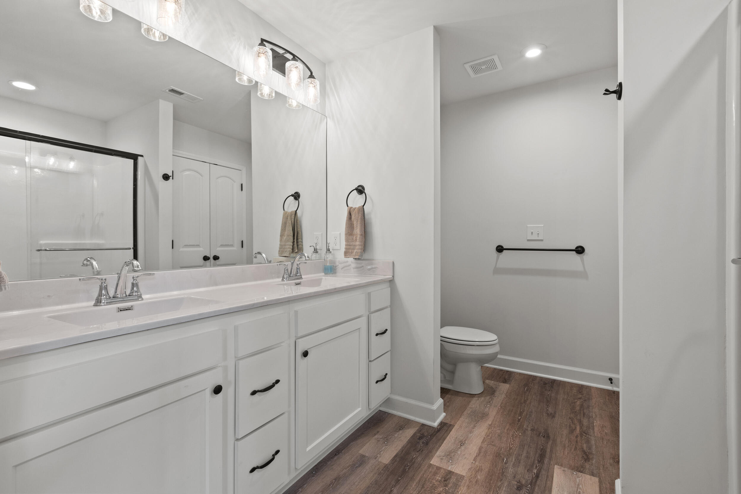 130 Peaceful Landing