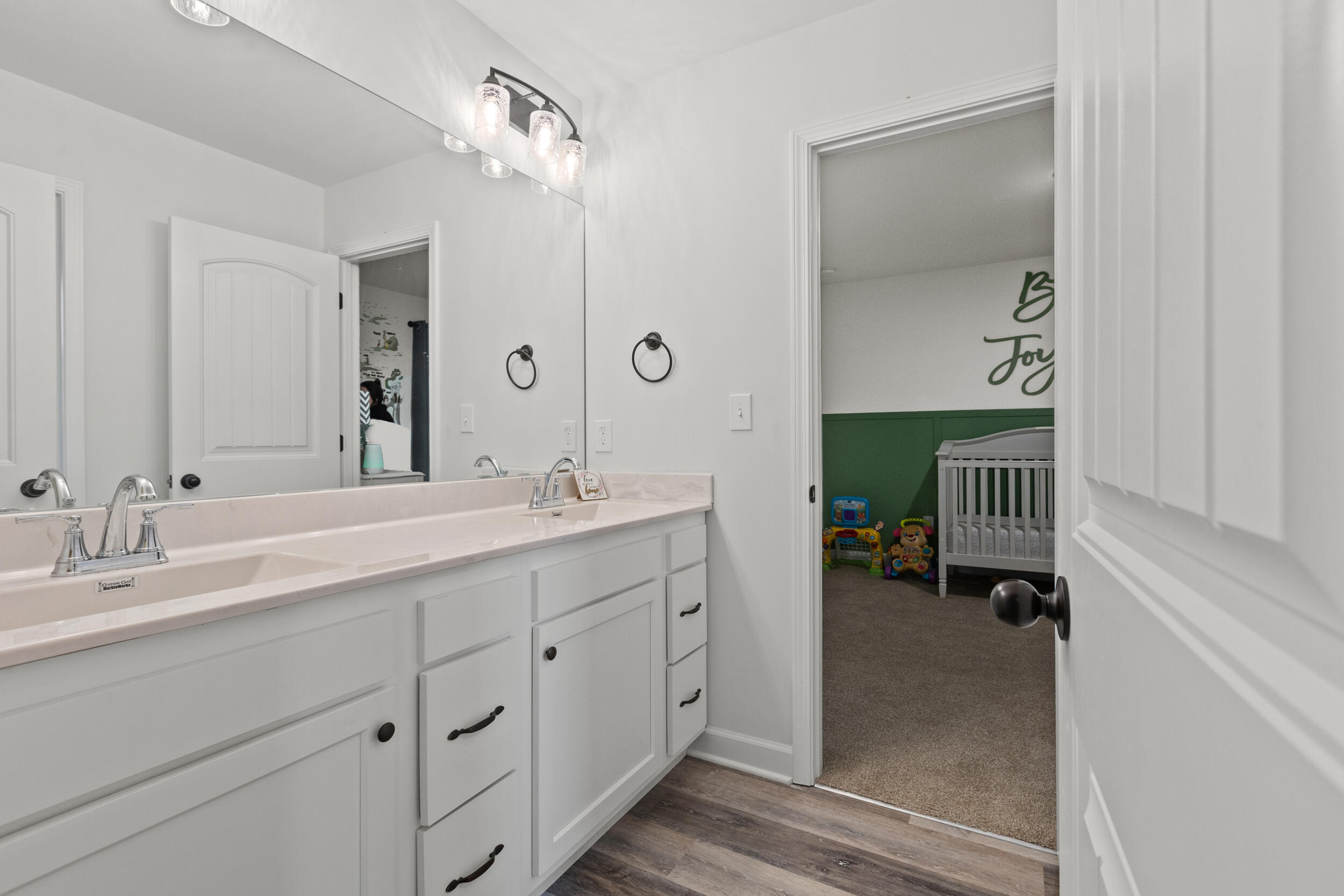 130 Peaceful Landing