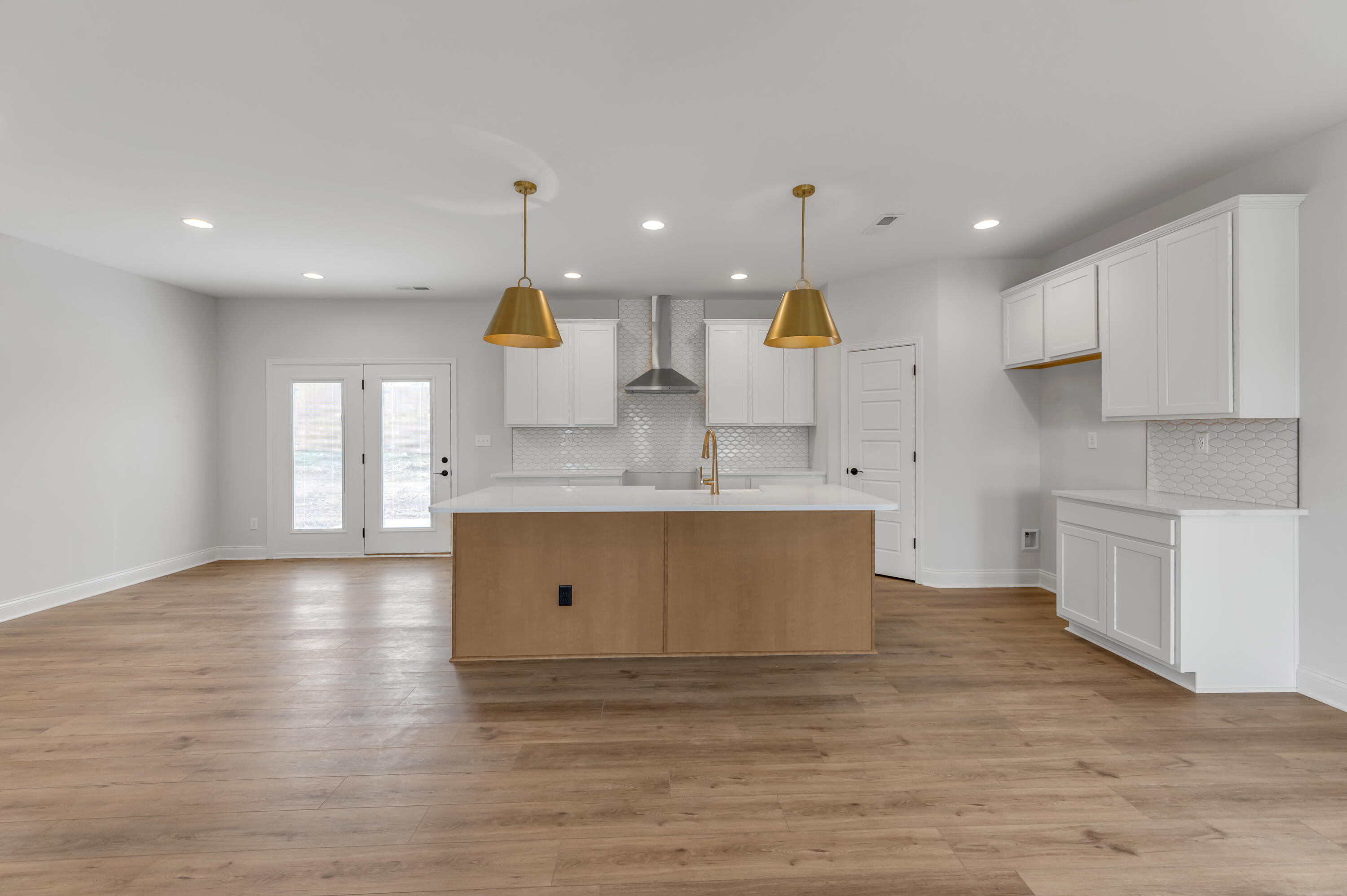 102 Oxford Landing Drive