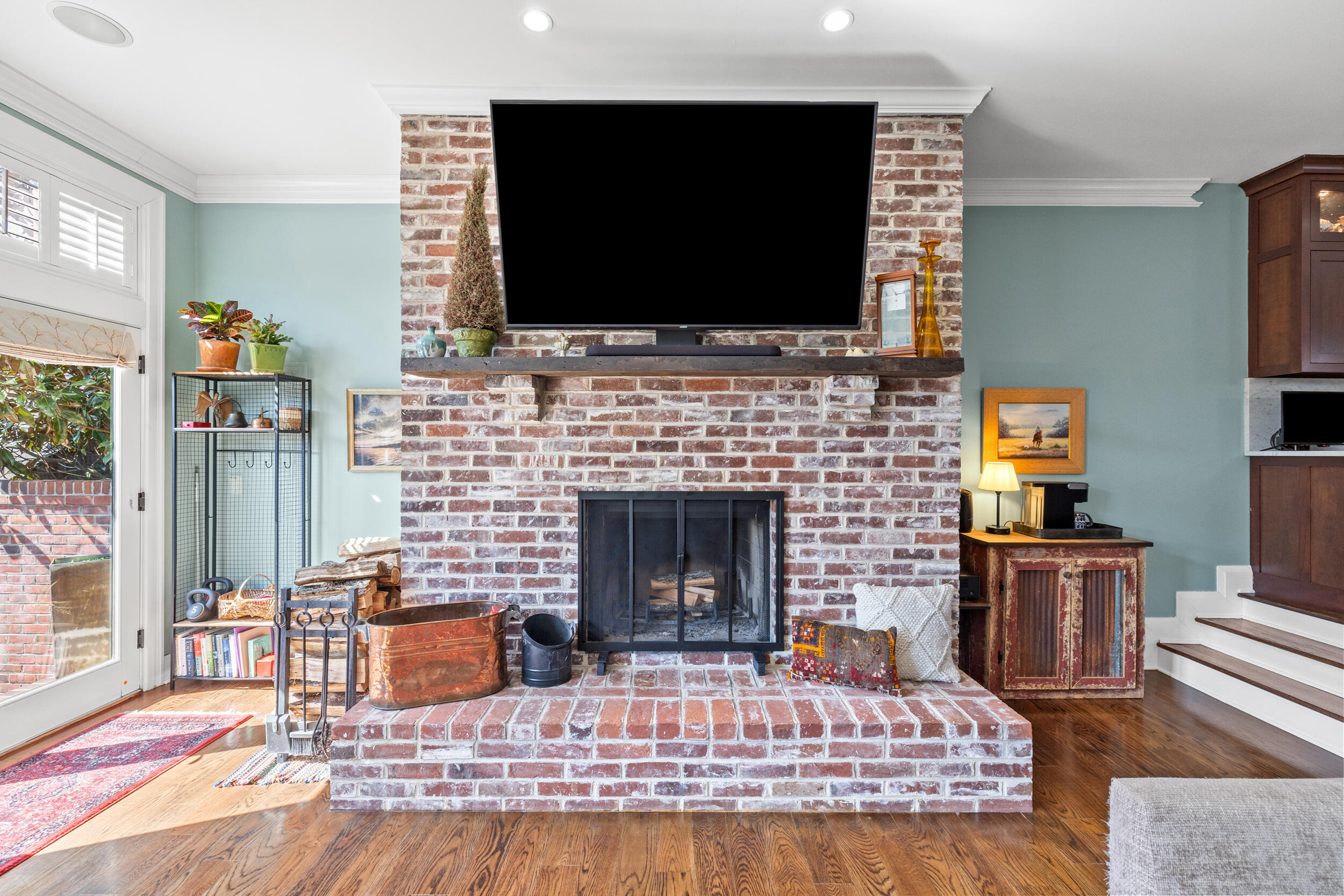 128 East Third Street