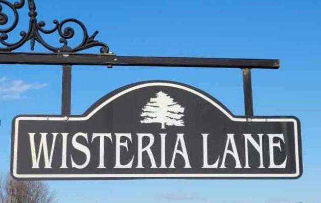 116 Wisteria Lane