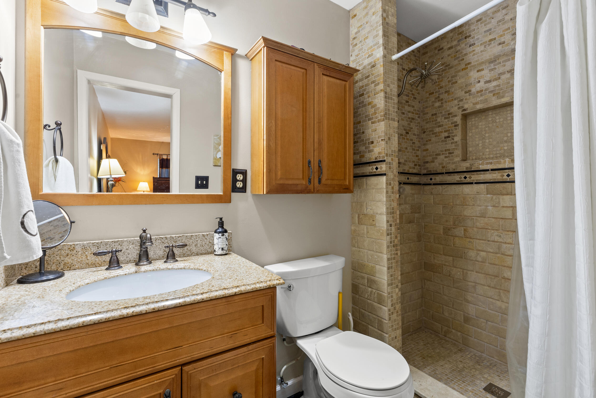 421 Redding Road Unit: 94