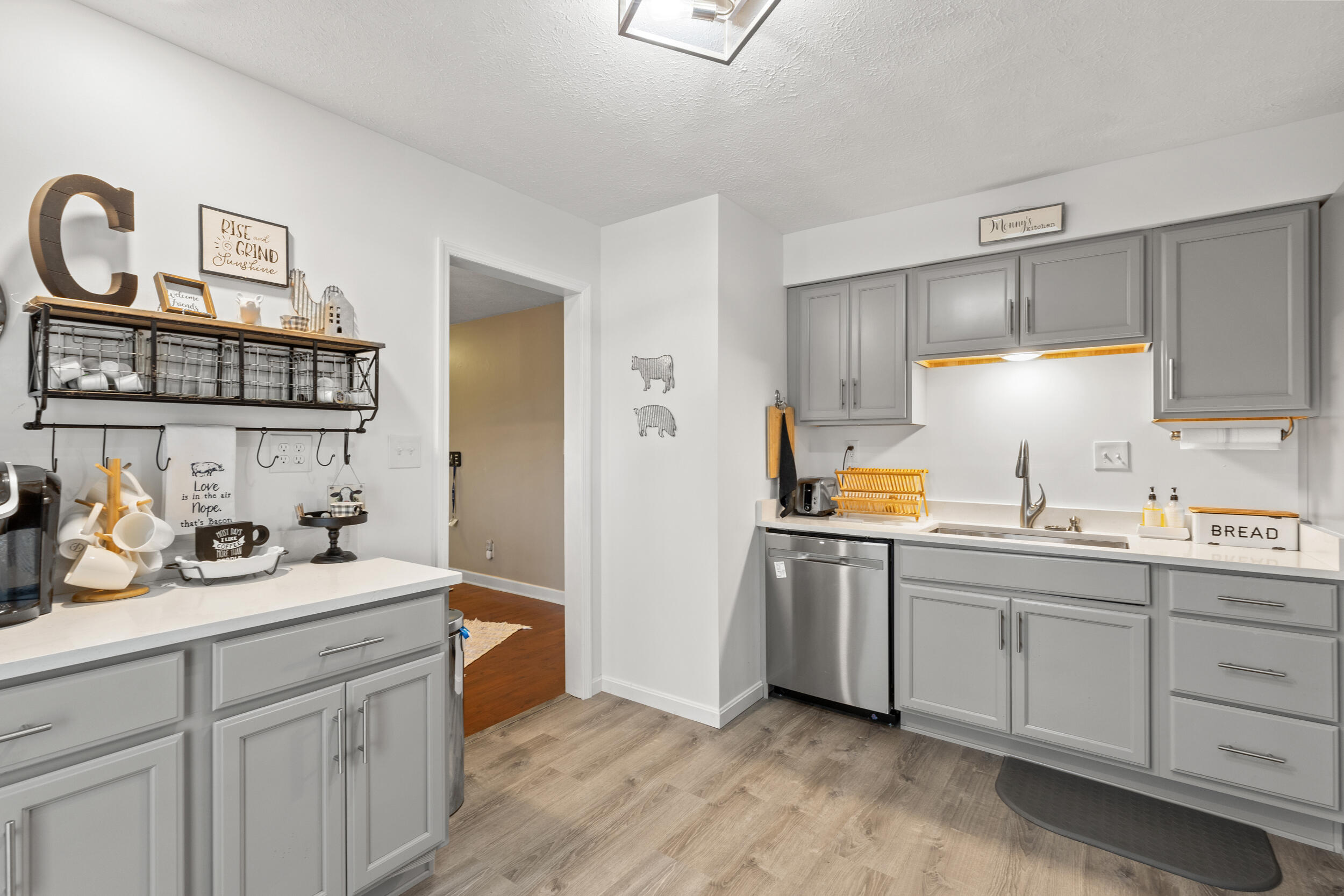 421 Redding Road Unit: 94