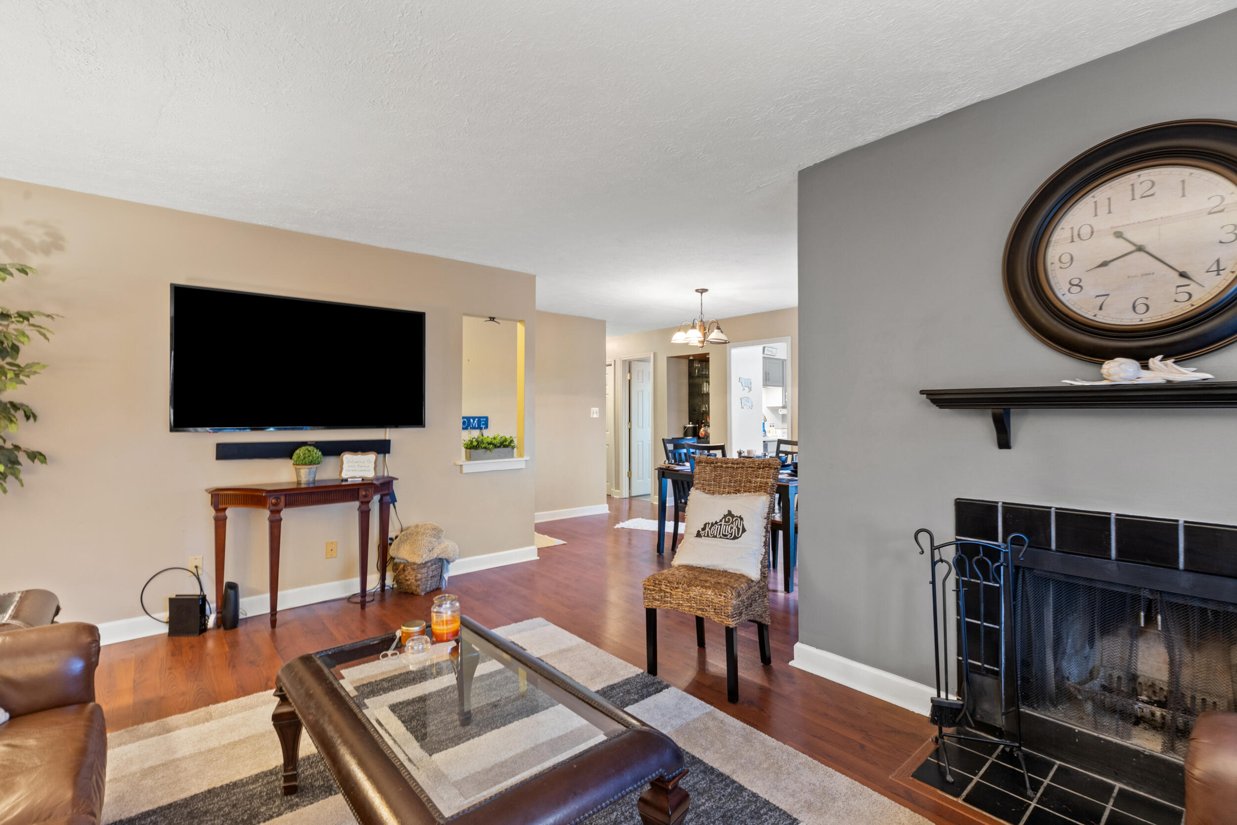 421 Redding Road Unit: 94