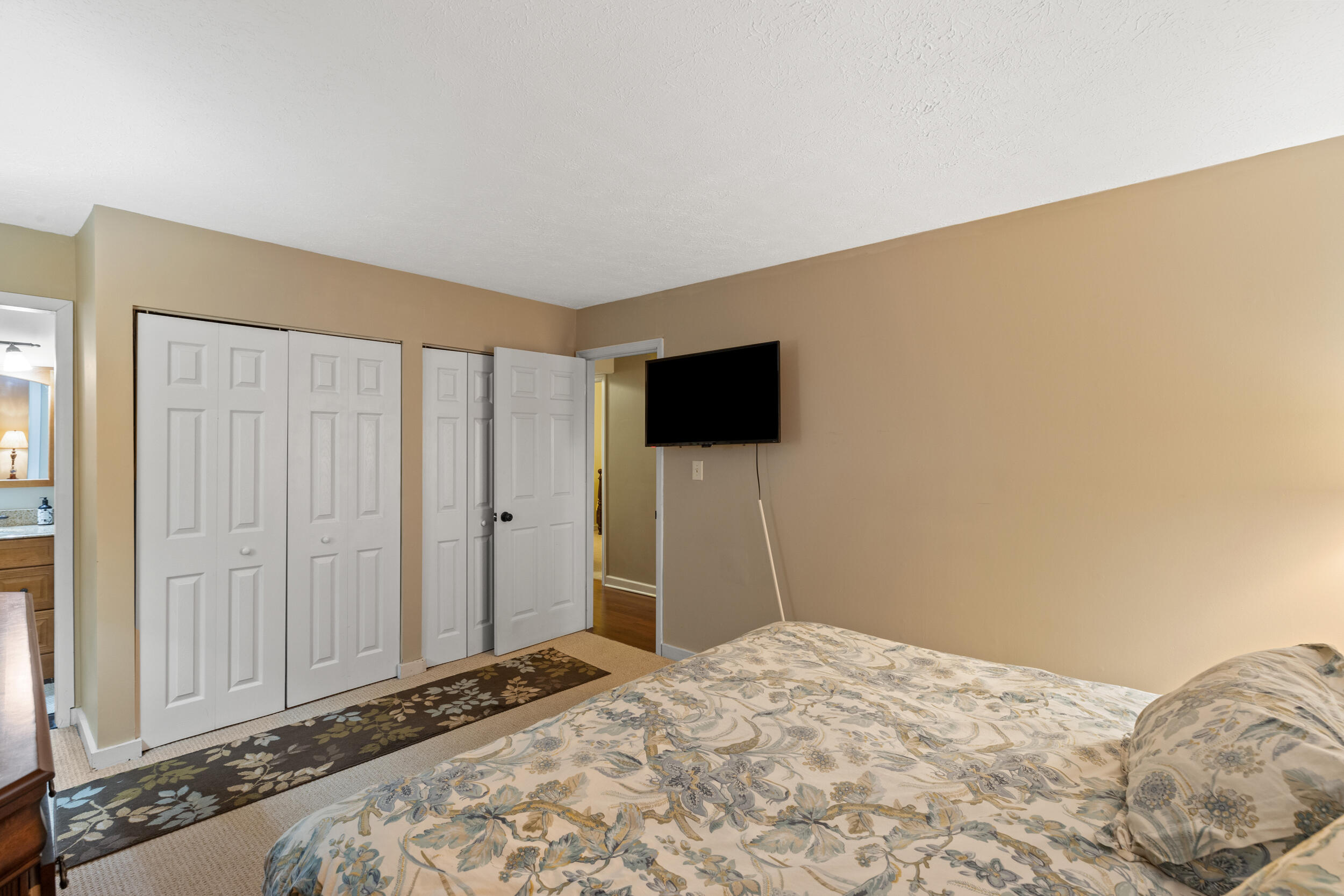 421 Redding Road Unit: 94