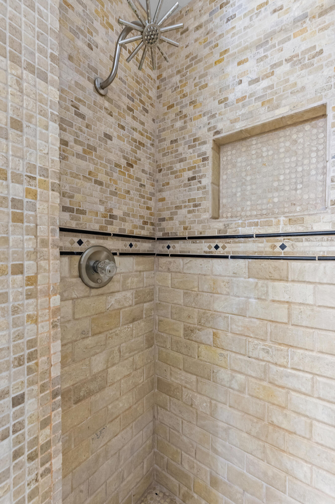 421 Redding Road Unit: 94