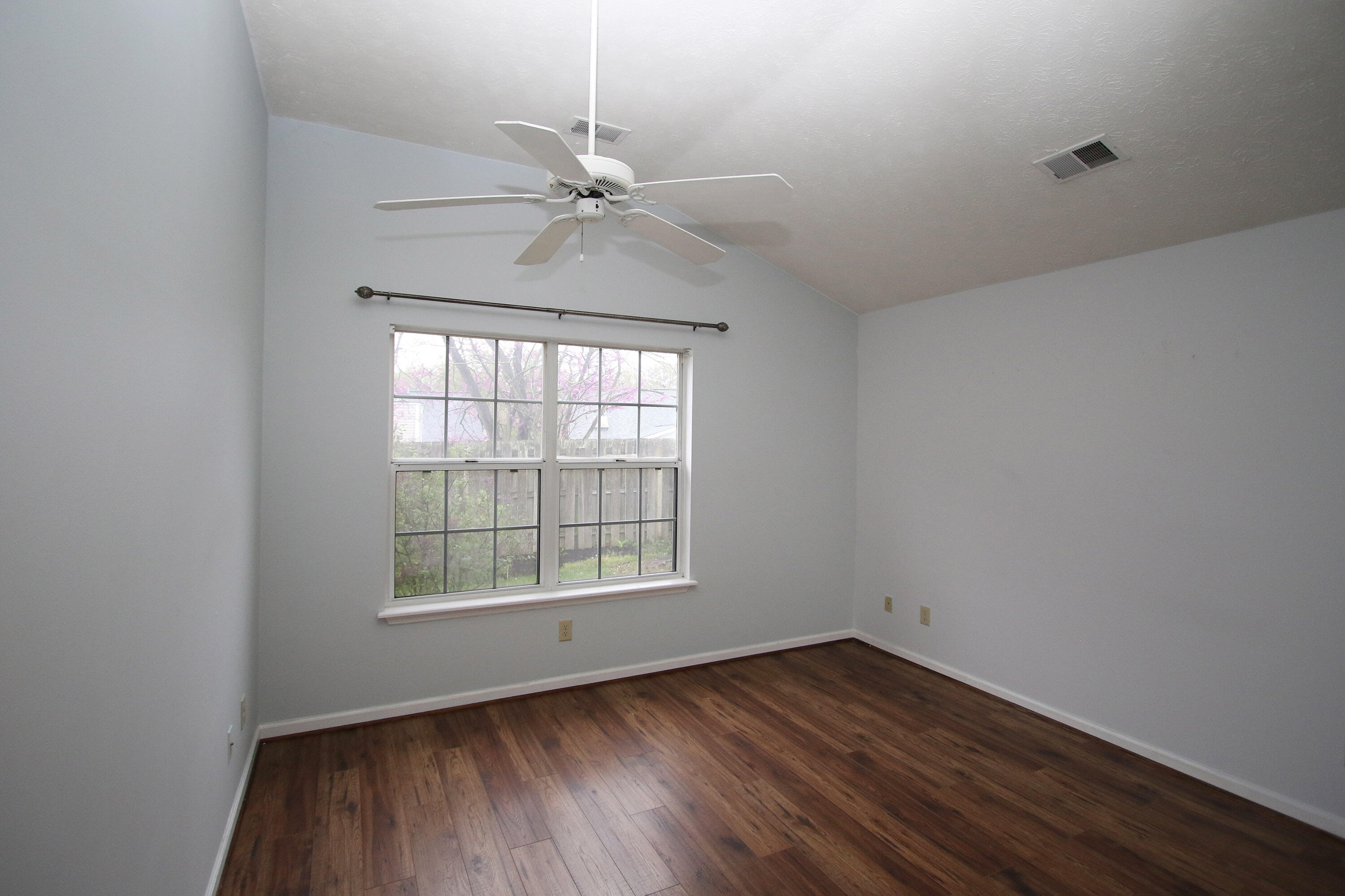 4224 Canterbury Green Way