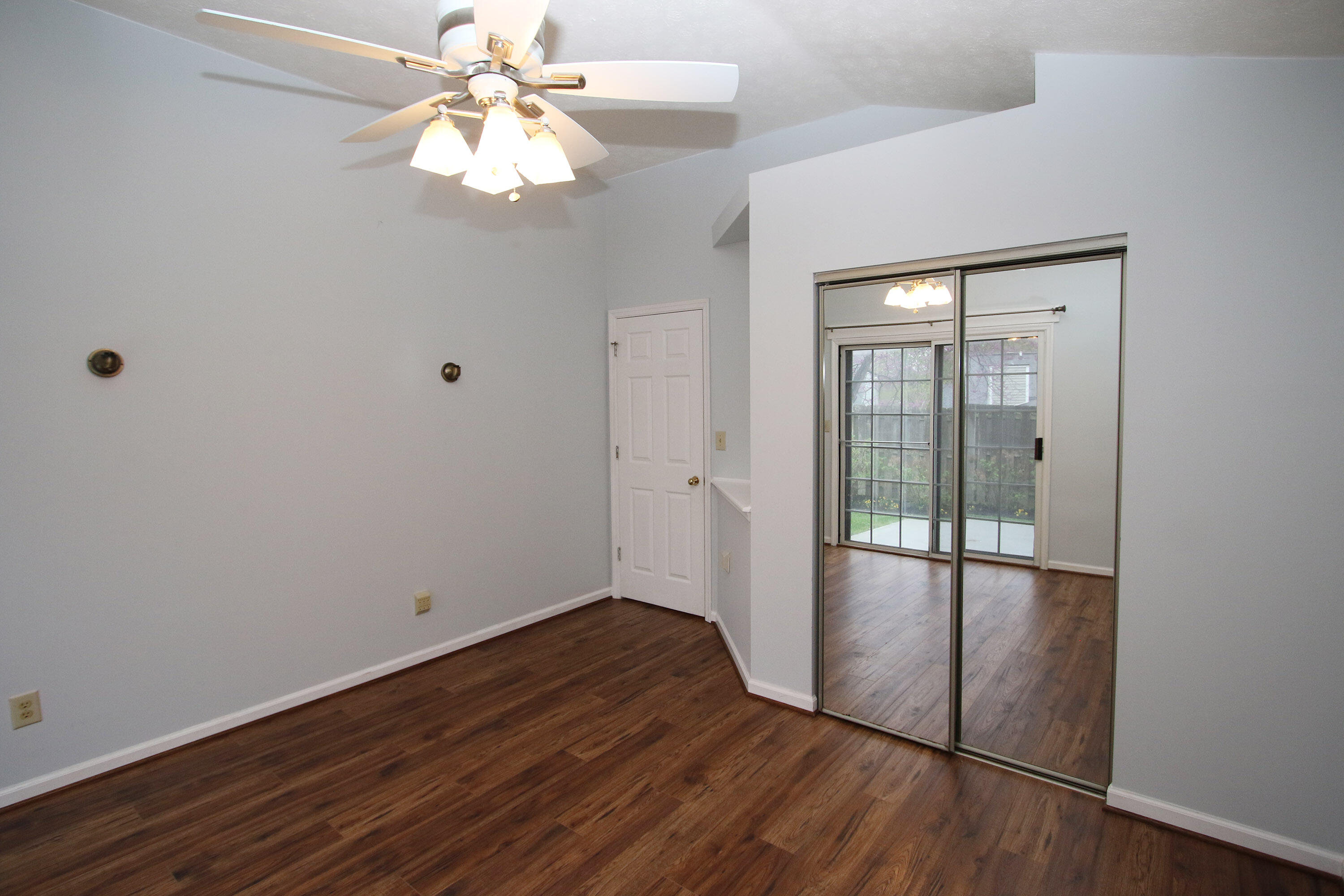 4224 Canterbury Green Way