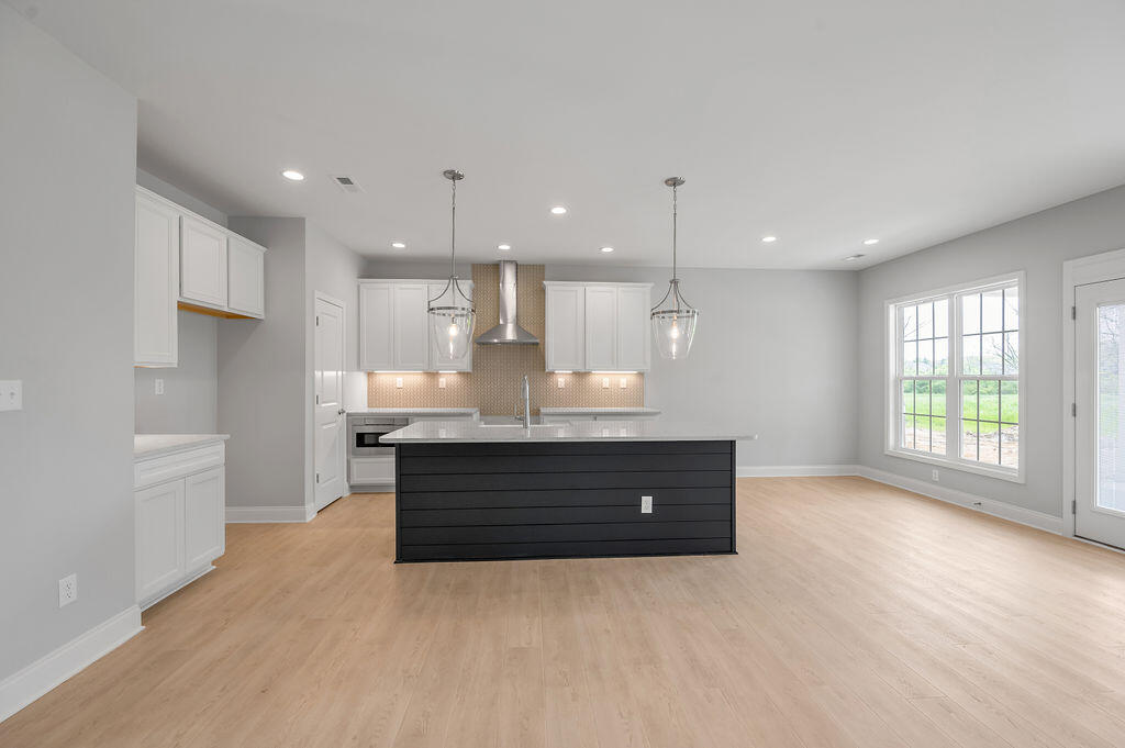 3568 Bay Springs Park