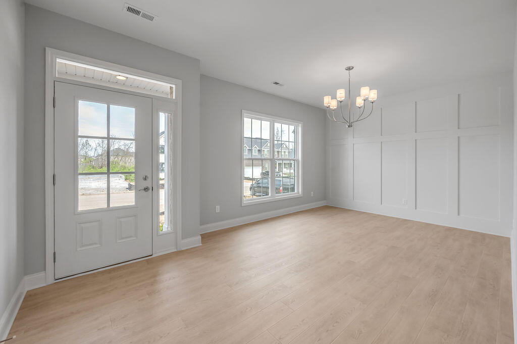 3568 Bay Springs Park