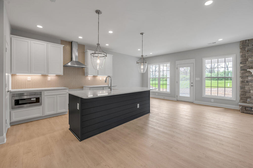 3568 Bay Springs Park