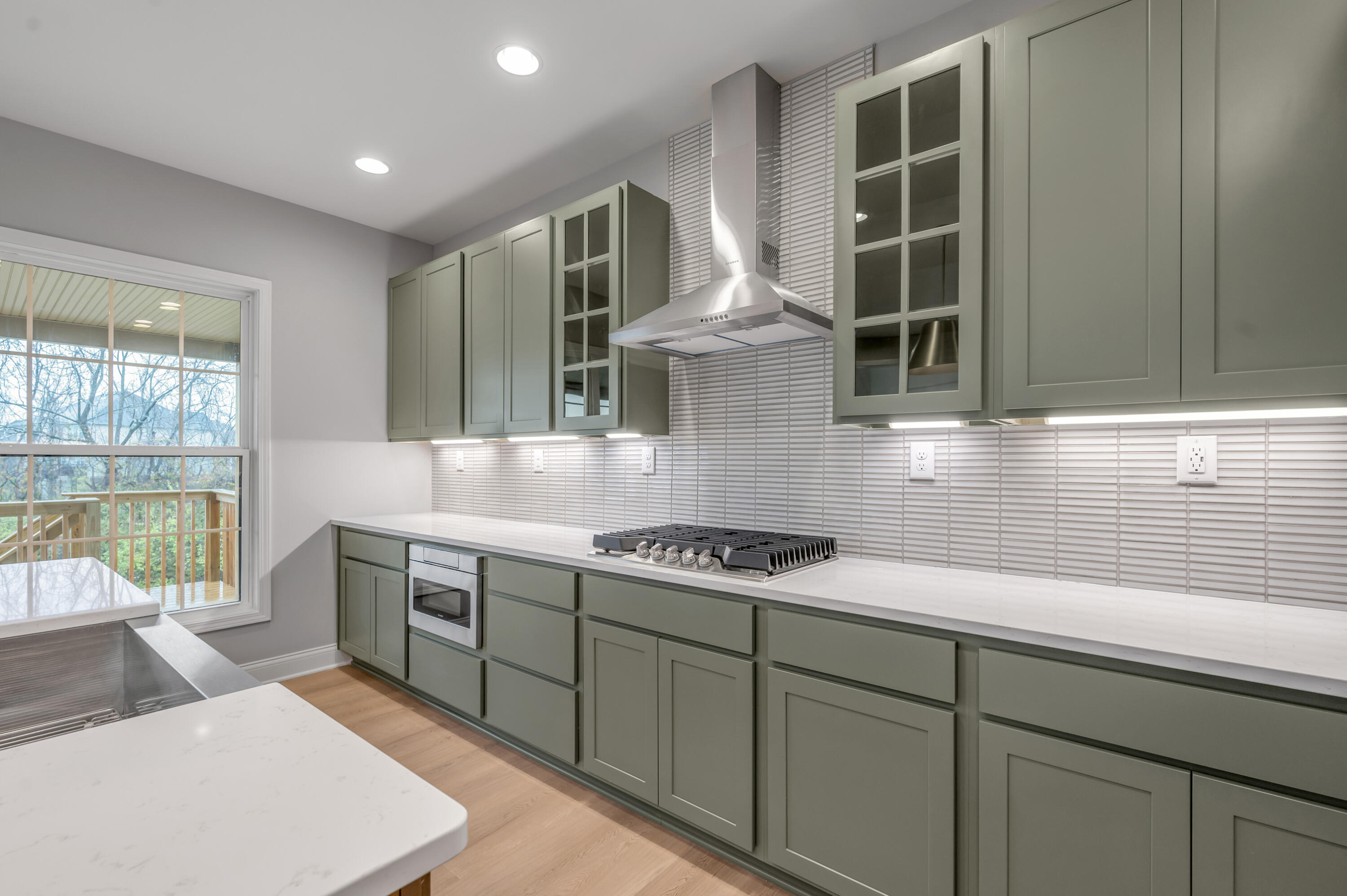 3569 Bay Springs Park