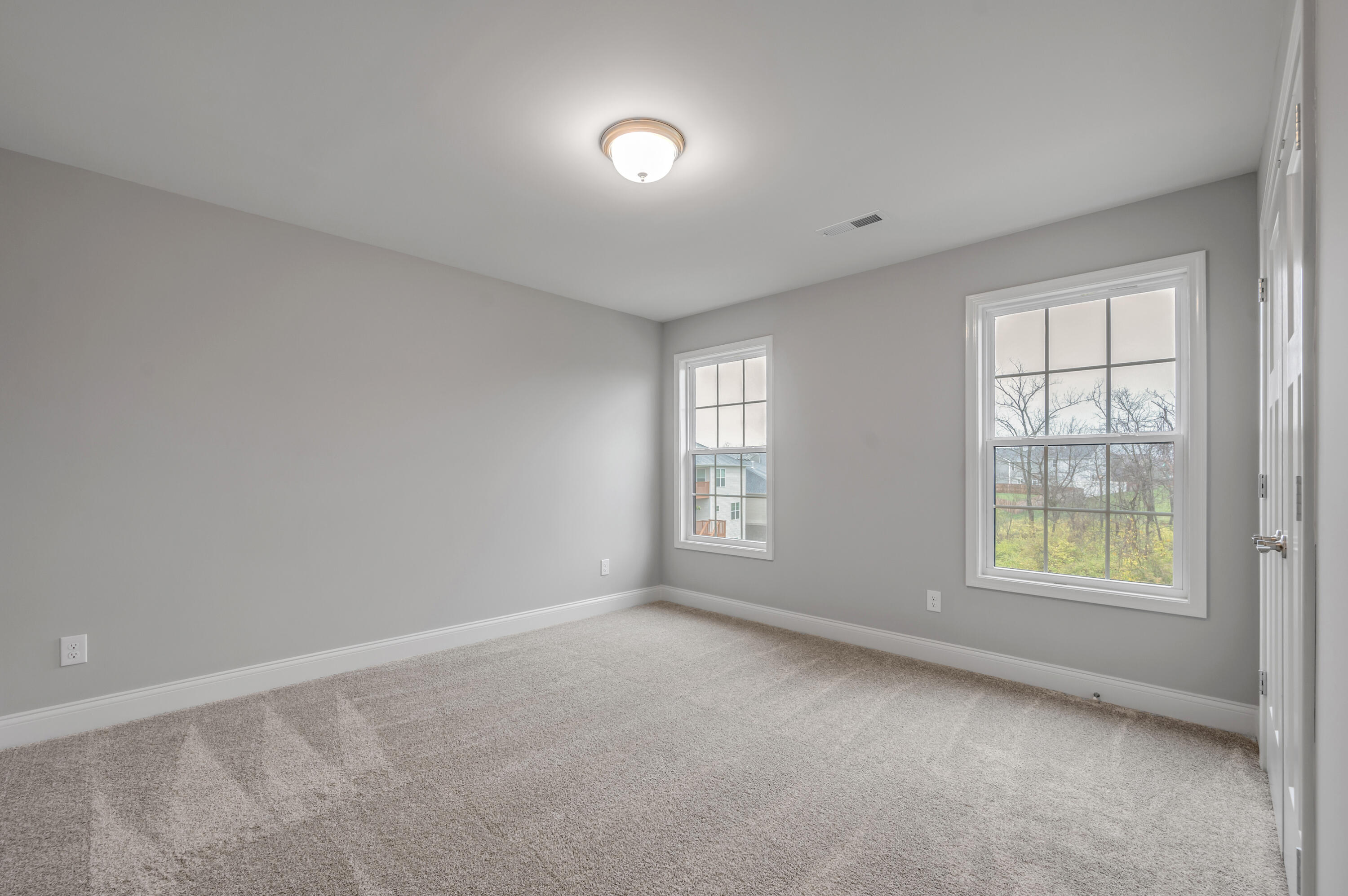 3569 Bay Springs Park