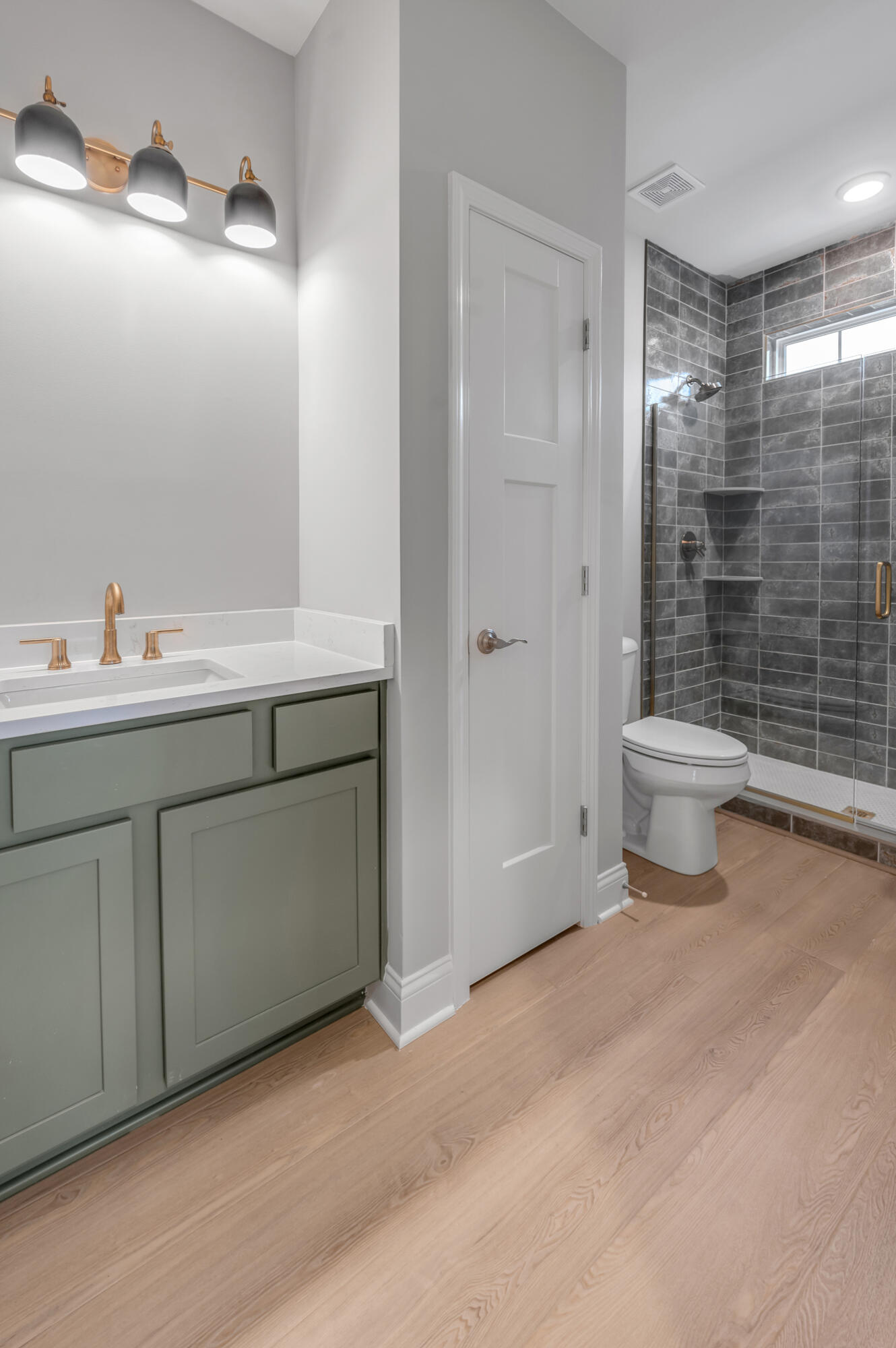 3569 Bay Springs Park