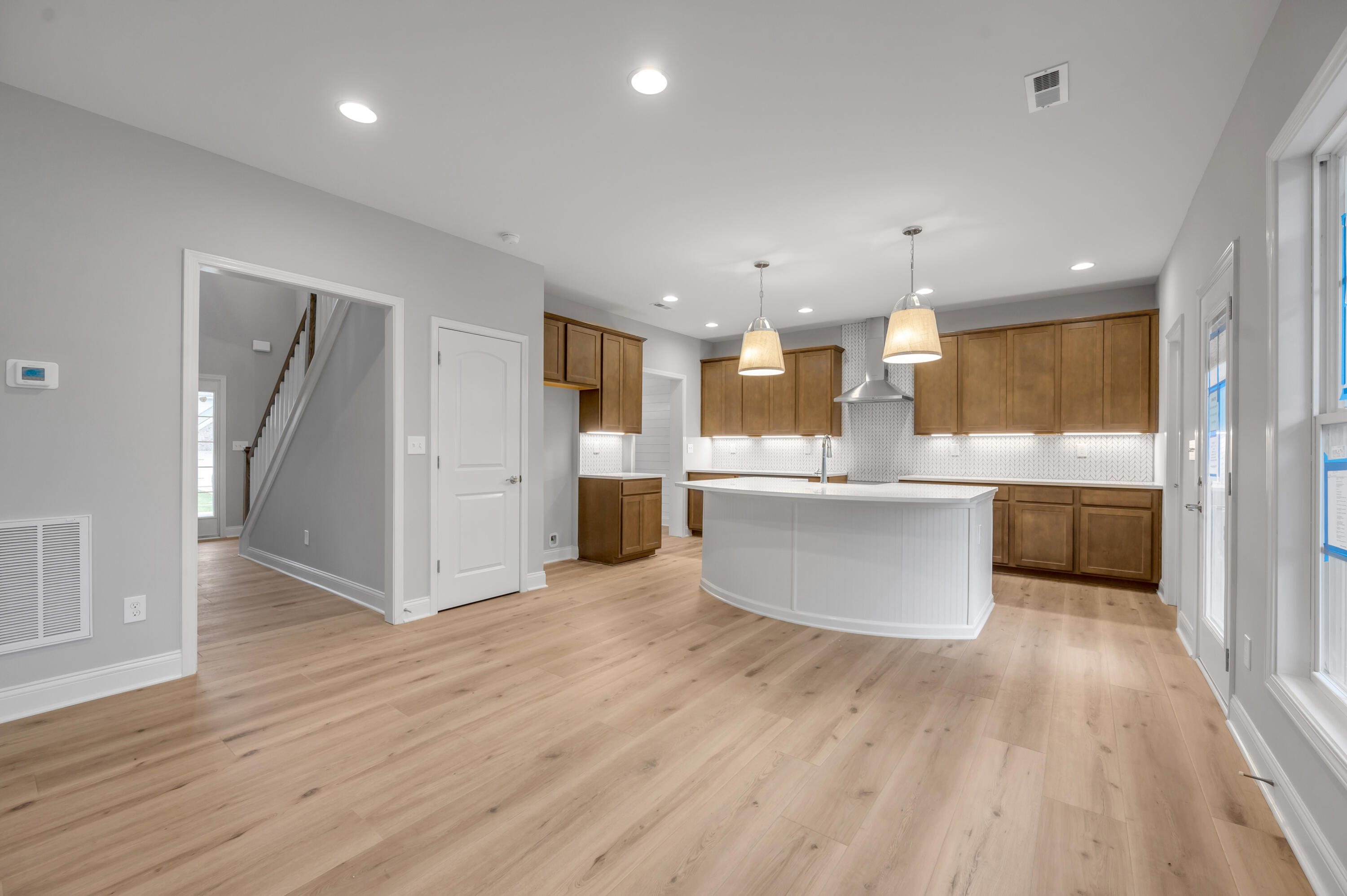 3596 Bay Springs Park