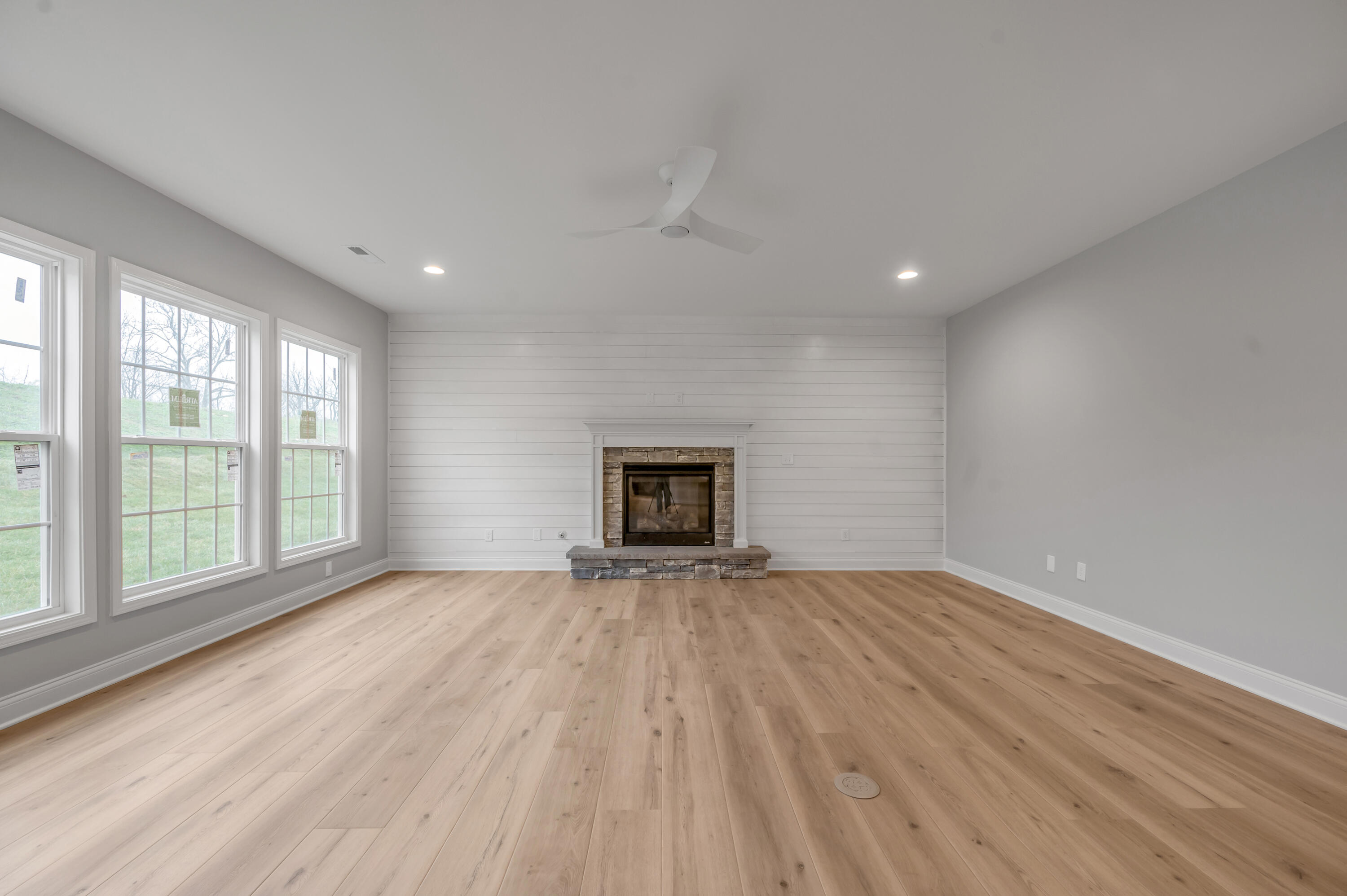 3596 Bay Springs Park