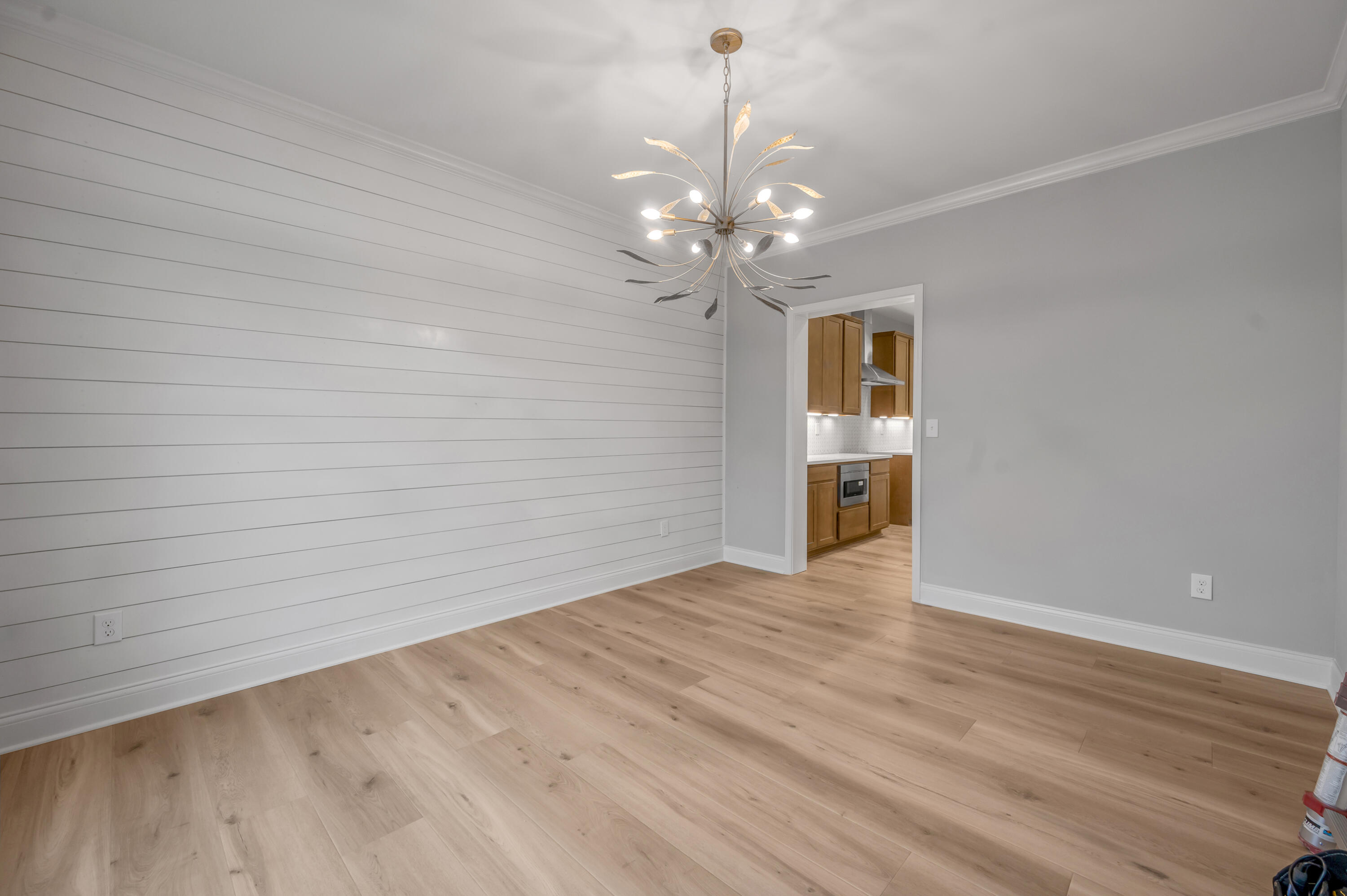 3596 Bay Springs Park