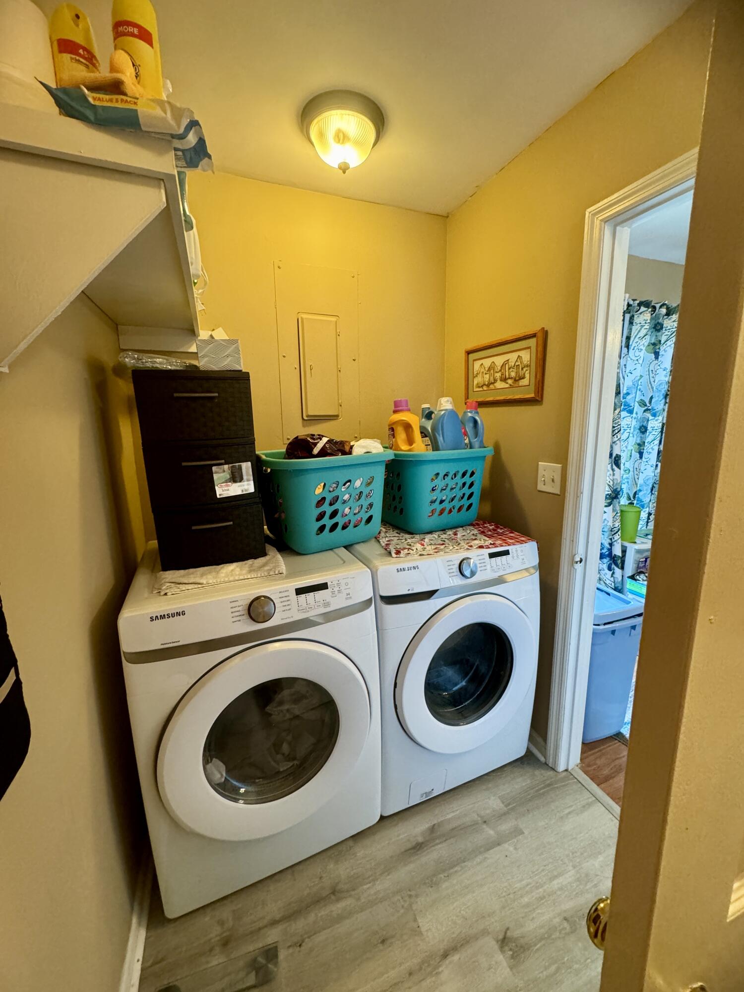 1512 Deer Lake Drive