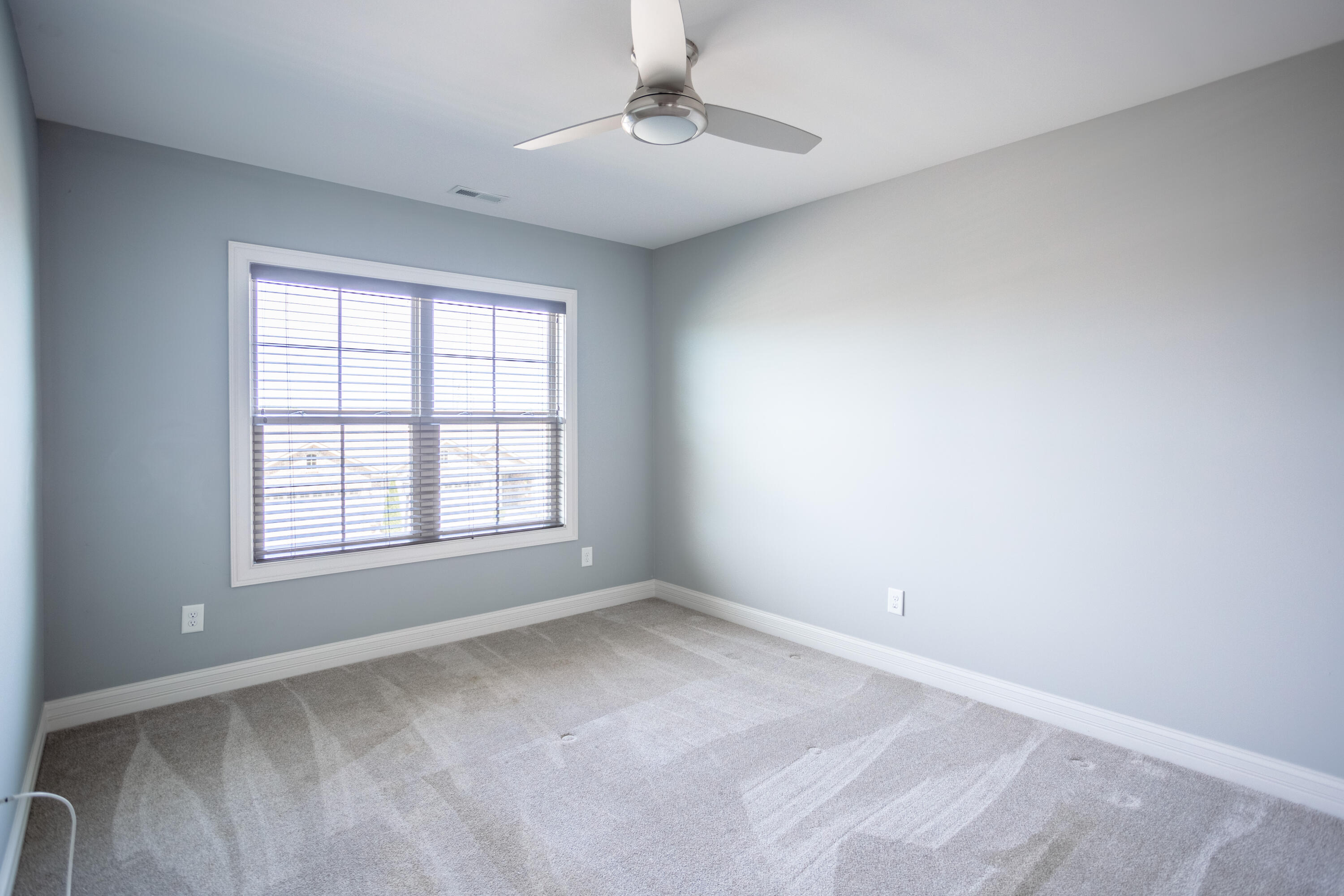 1032 Lauderdale Drive