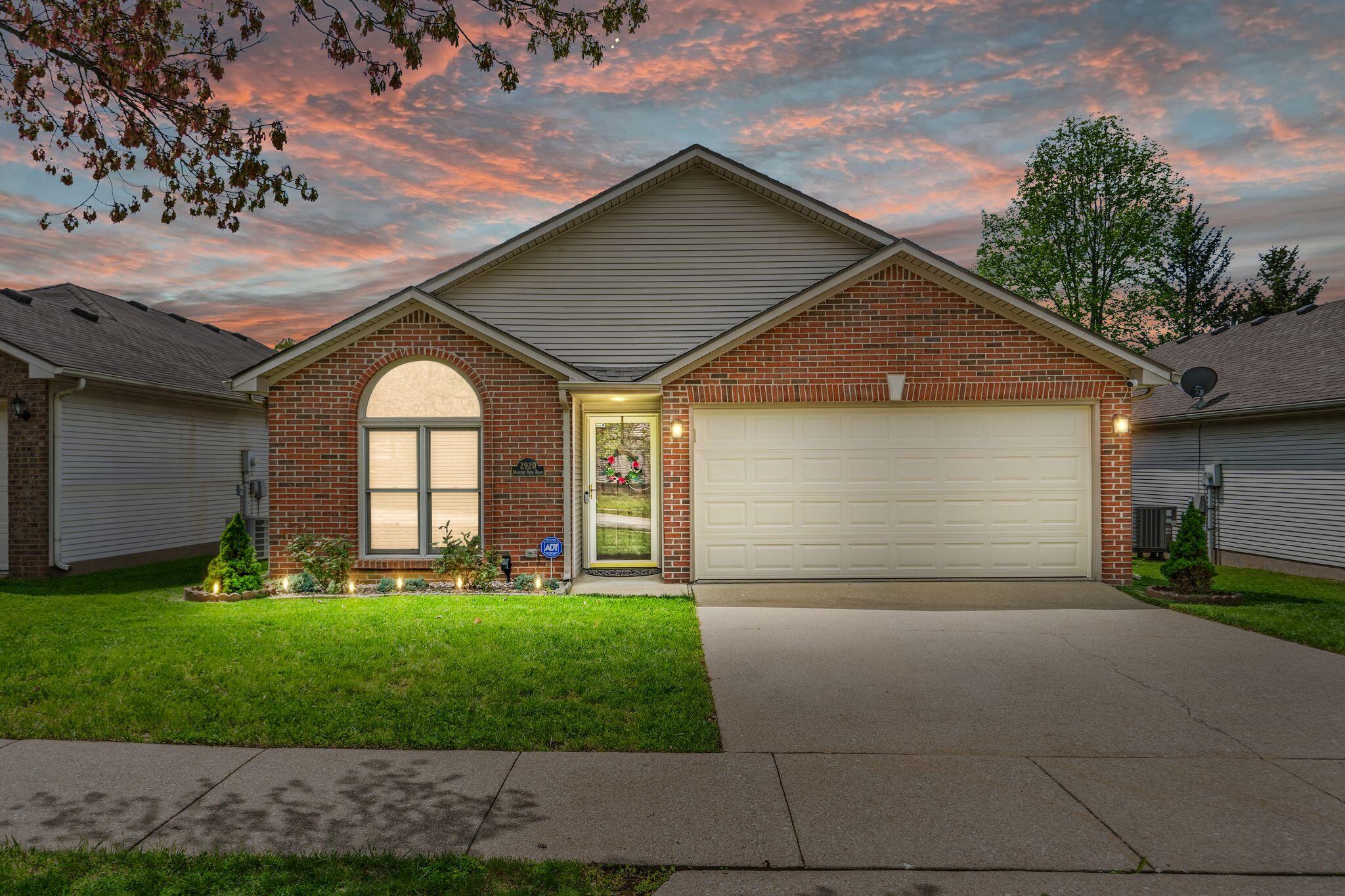 2920 Masters View Road