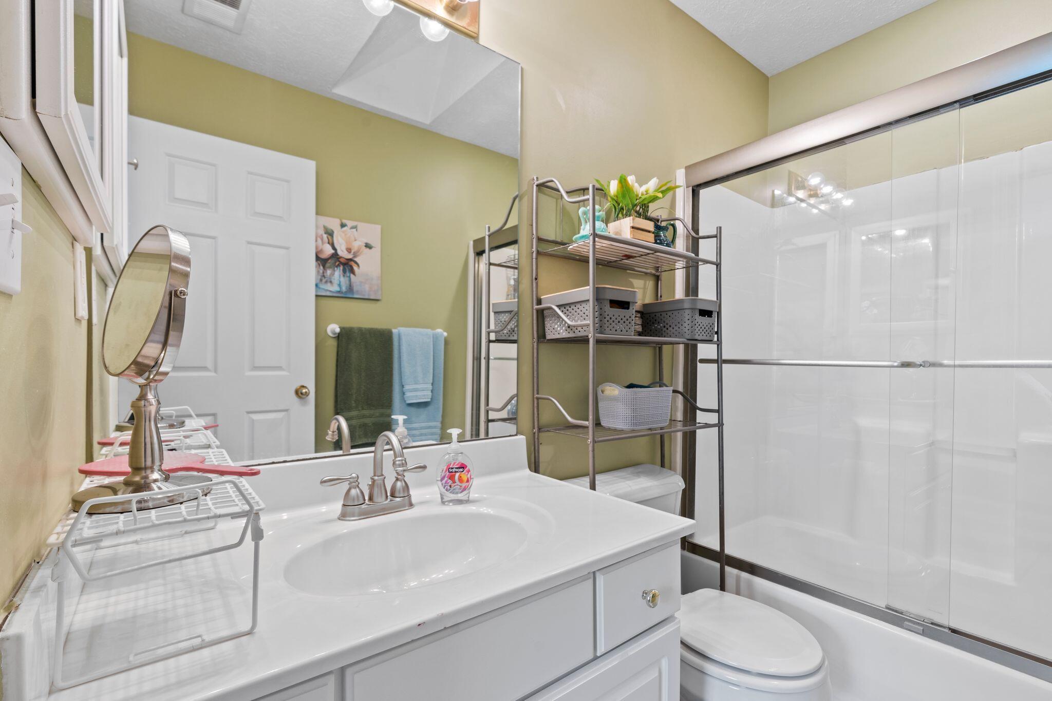 2920 Masters View Road