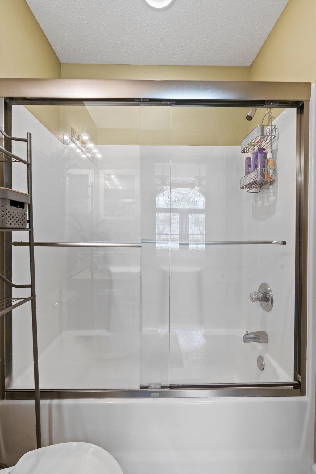 2920 Masters View Road