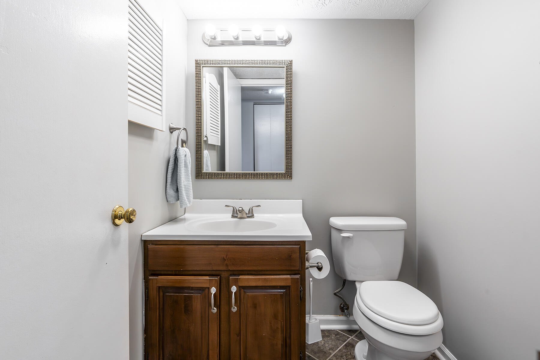 3441 Laredo Drive Unit: 21