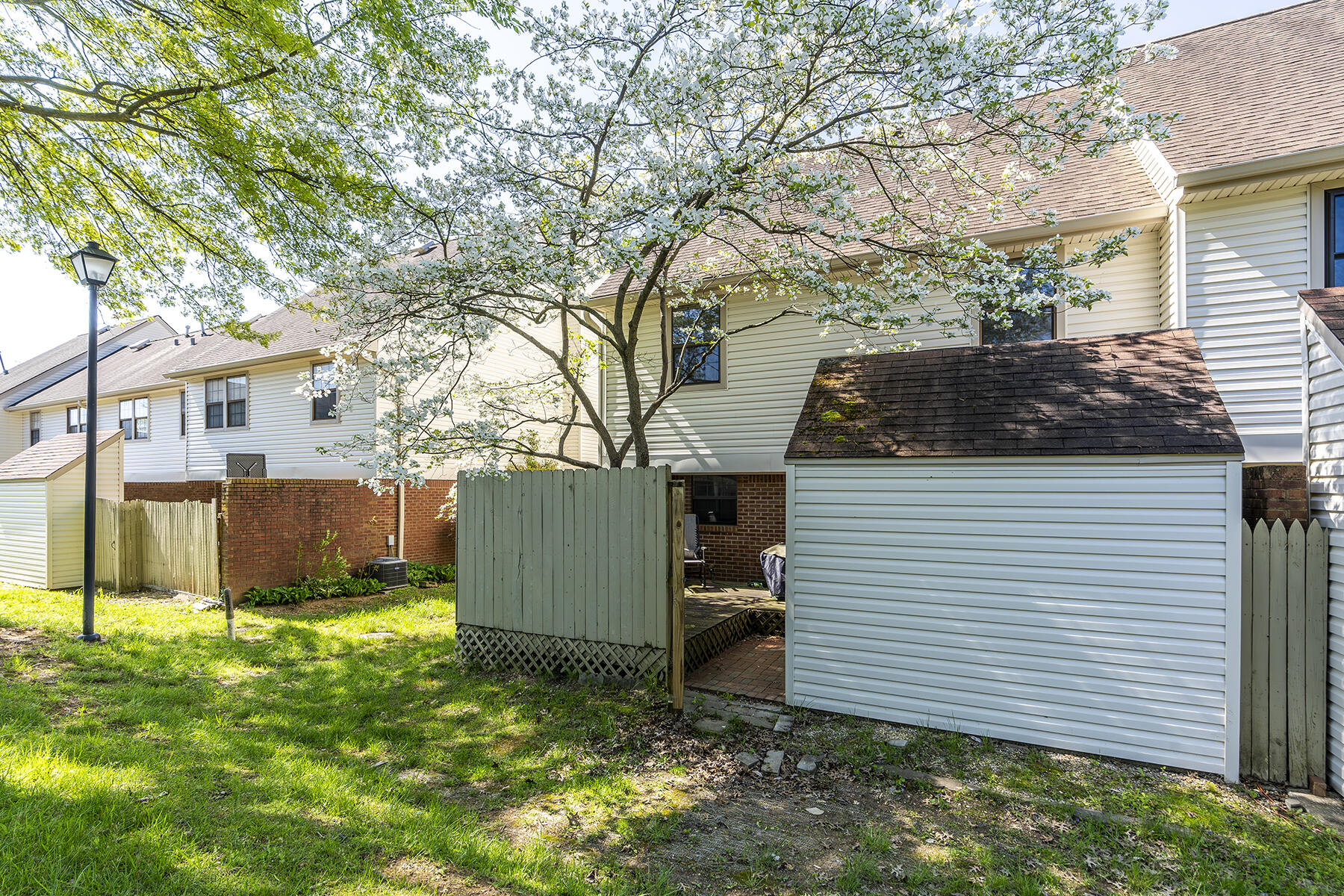 3441 Laredo Drive Unit: 21