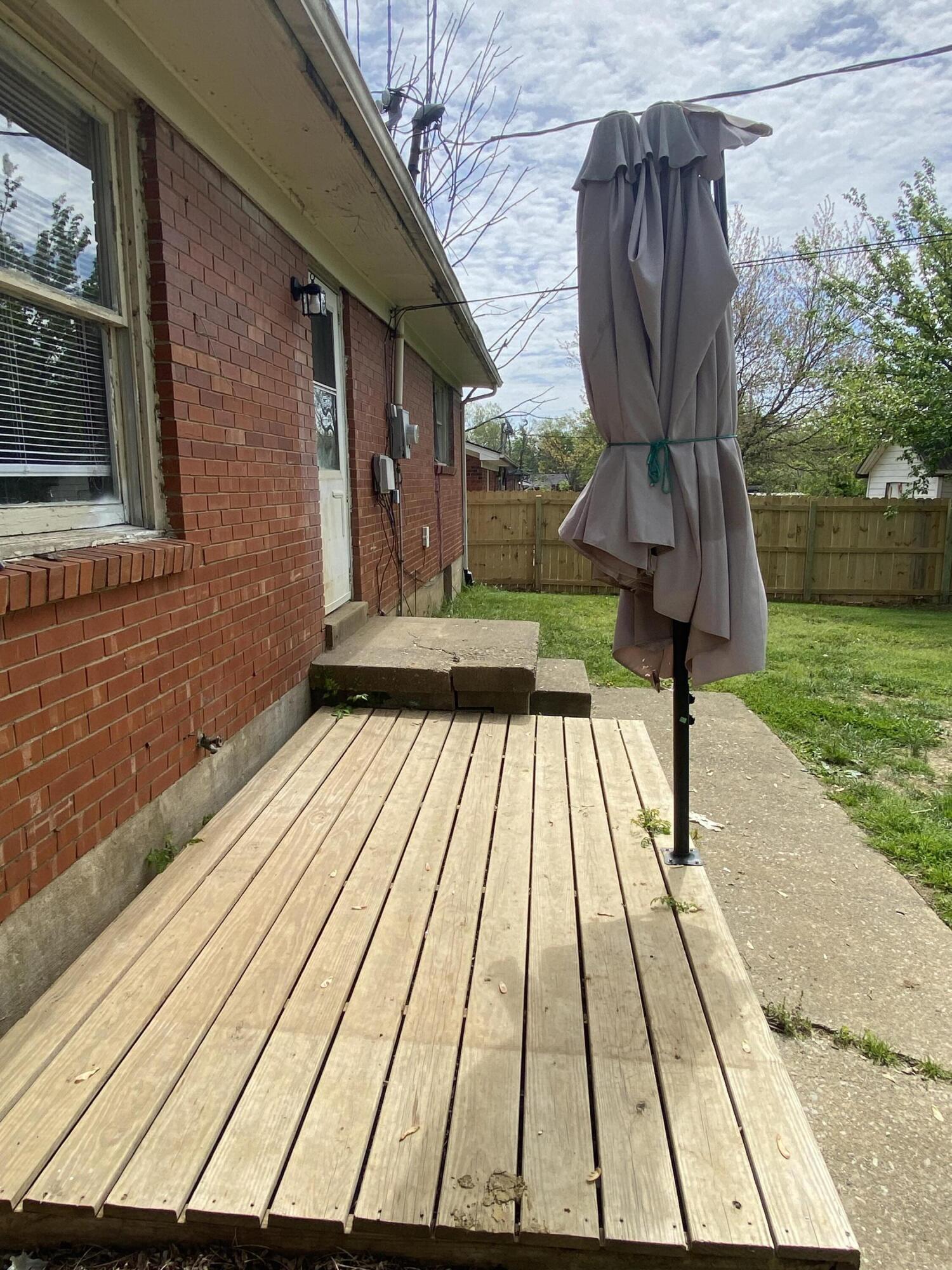 3777 Red River Drive