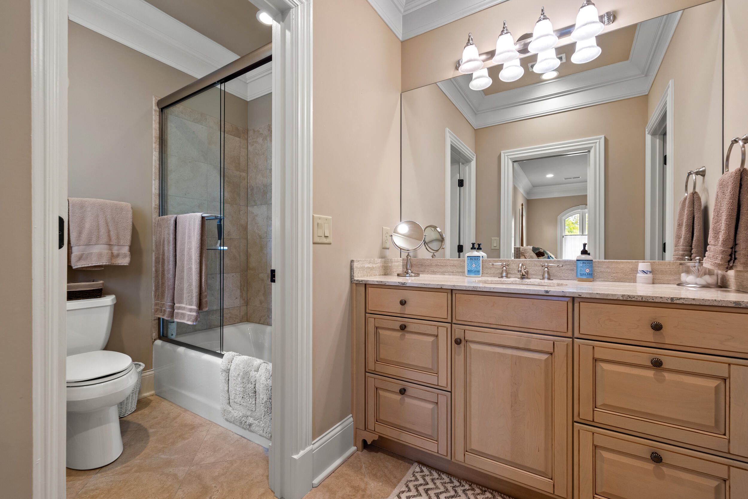 1732-1736 Richmond Road