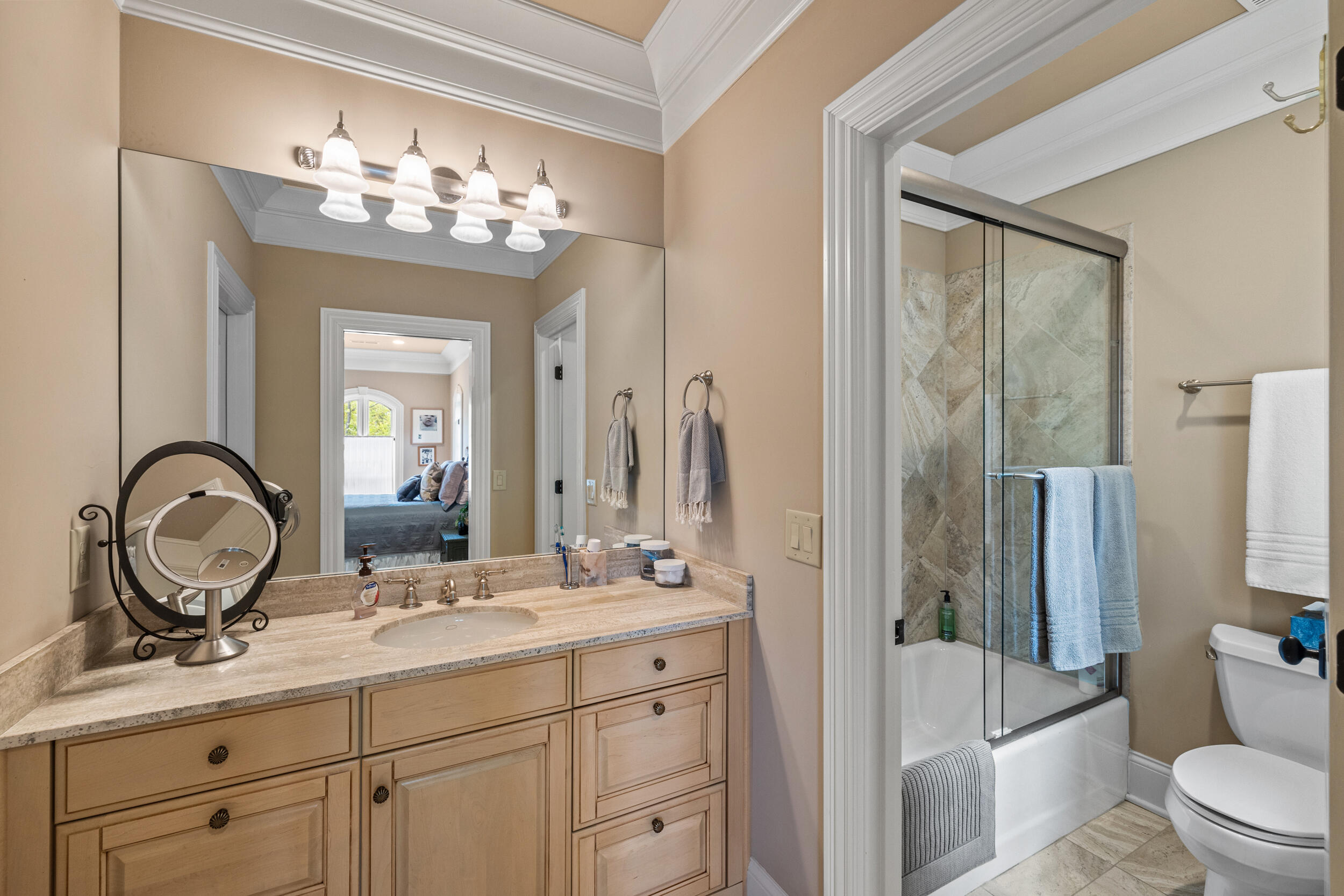 1732-1736 Richmond Road